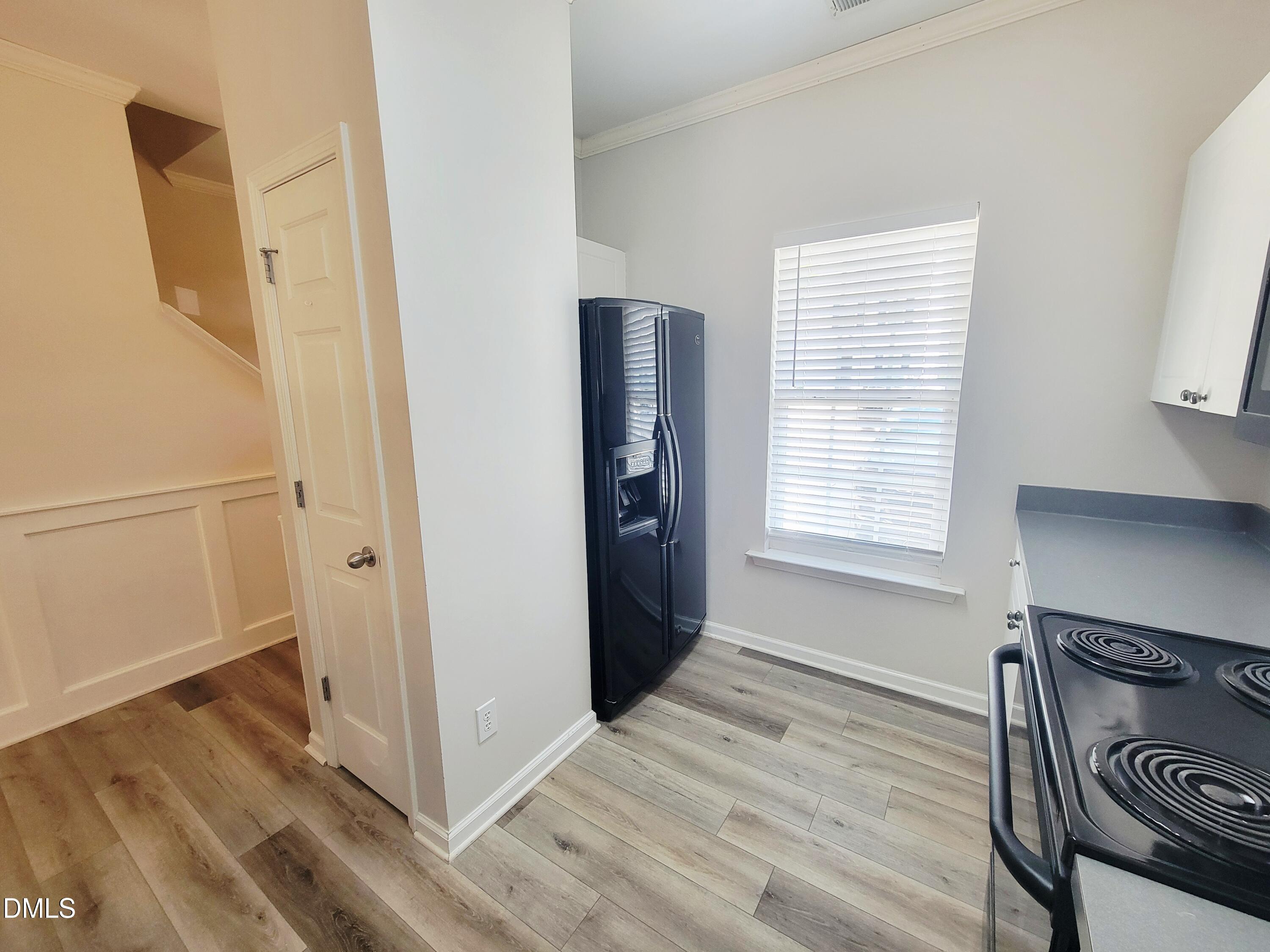 2405 Bay Harbor Drive Property Photo 6