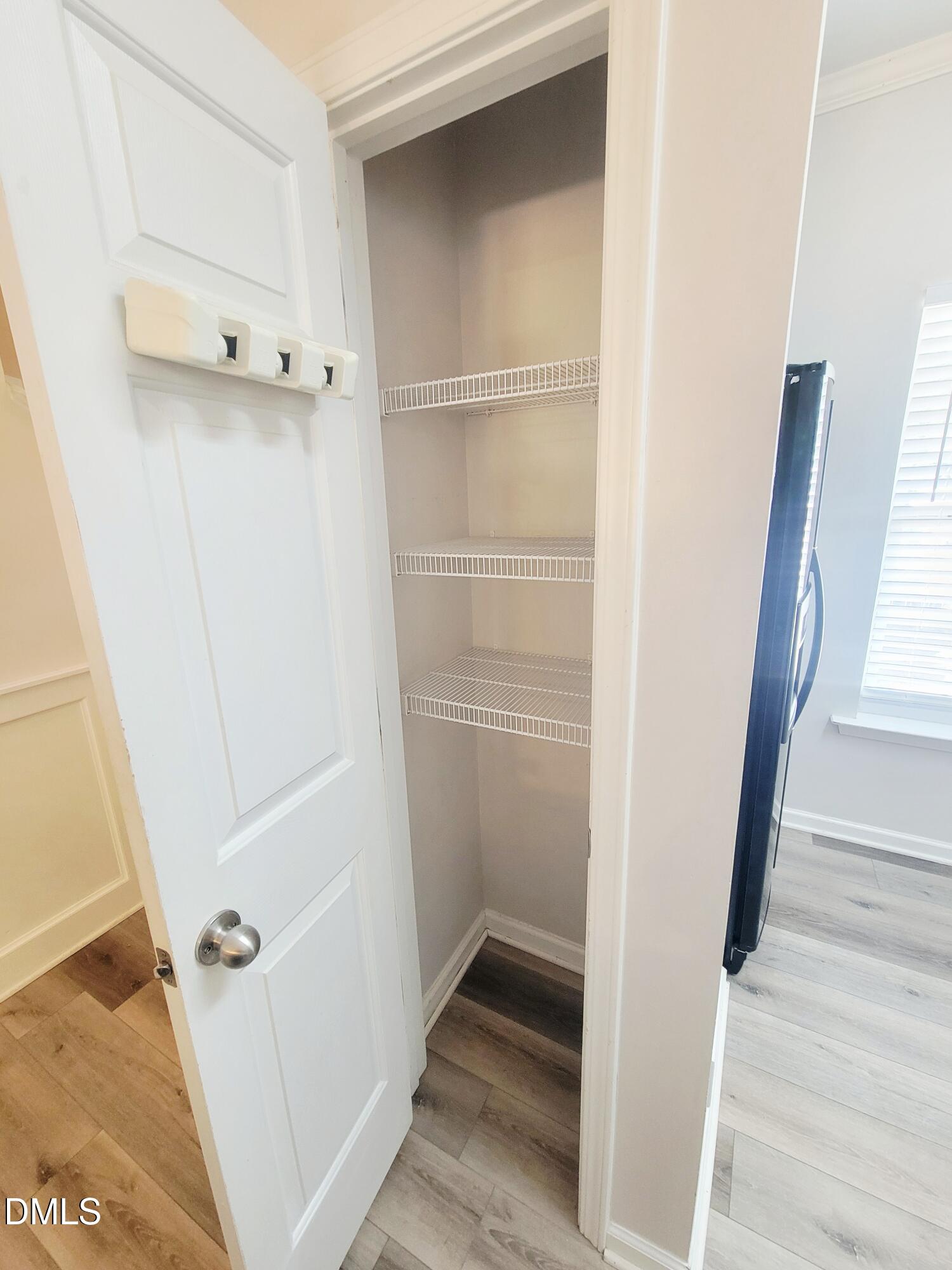 2405 Bay Harbor Drive Property Photo 9
