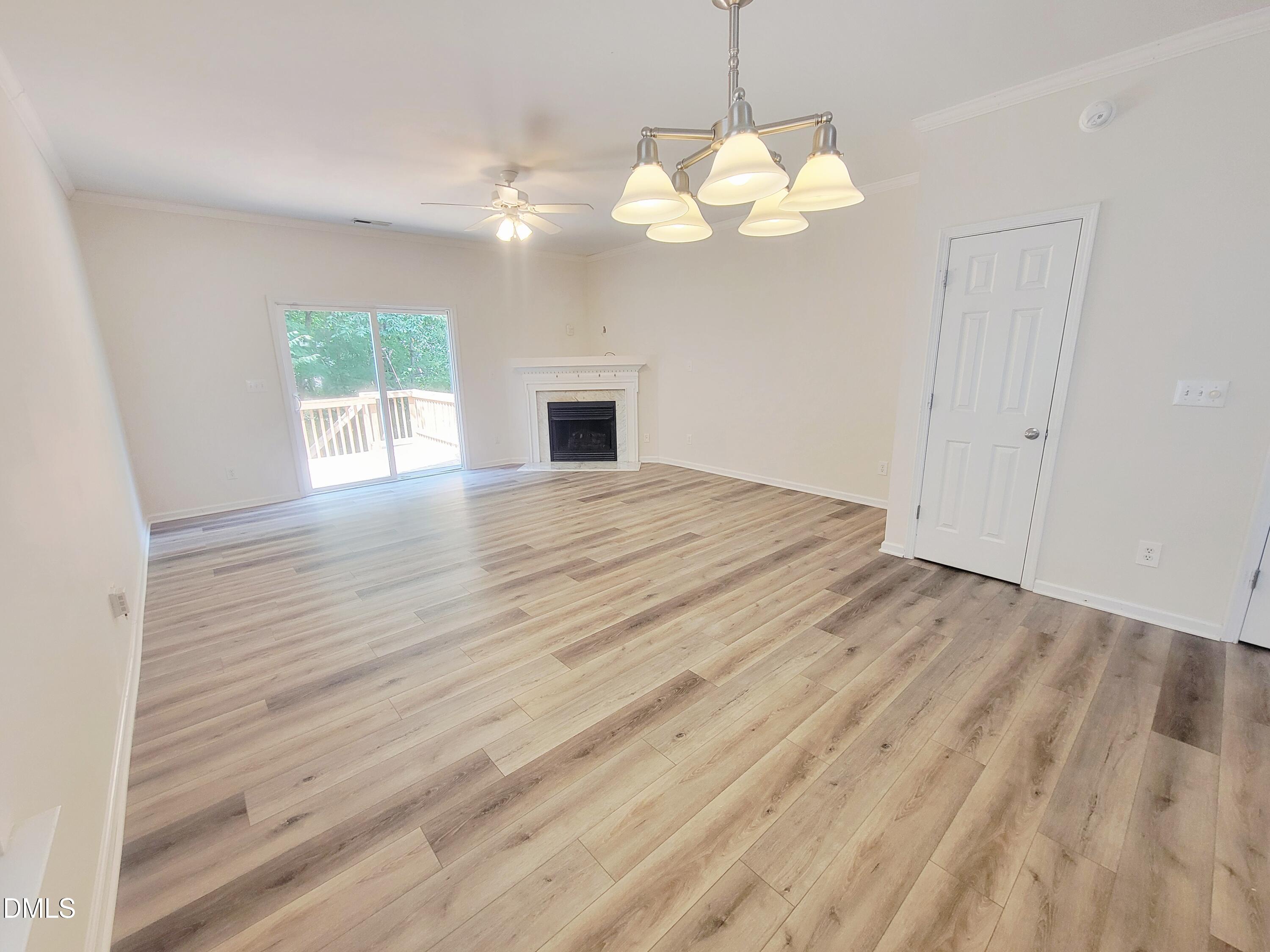 2405 Bay Harbor Drive Property Photo 11