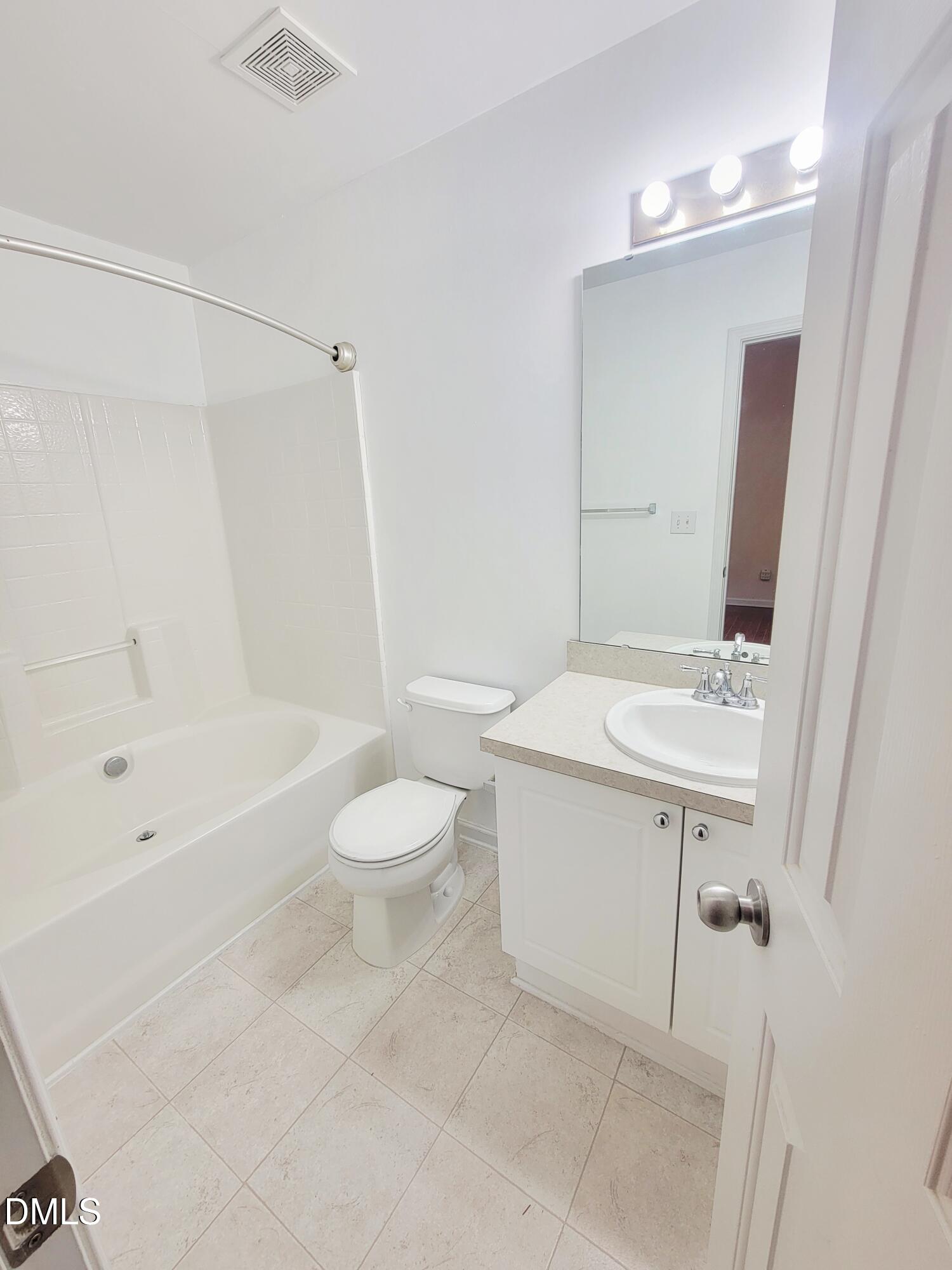 2405 Bay Harbor Drive Property Photo 26