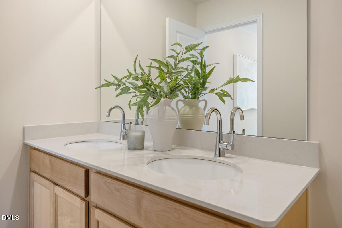2612 Addlet Drive Property Photo 11