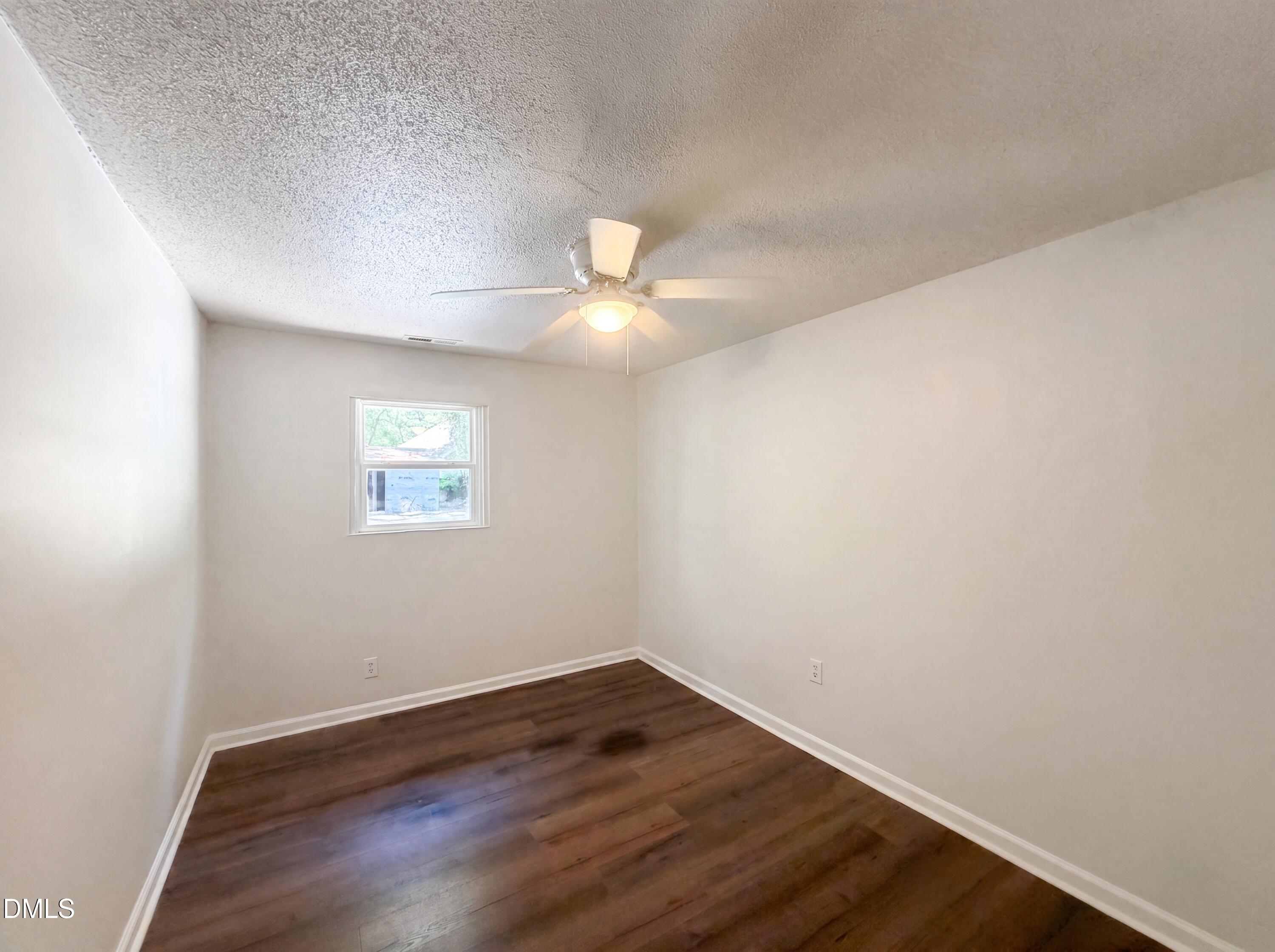 131 W Cornwallis Road Property Photo 7