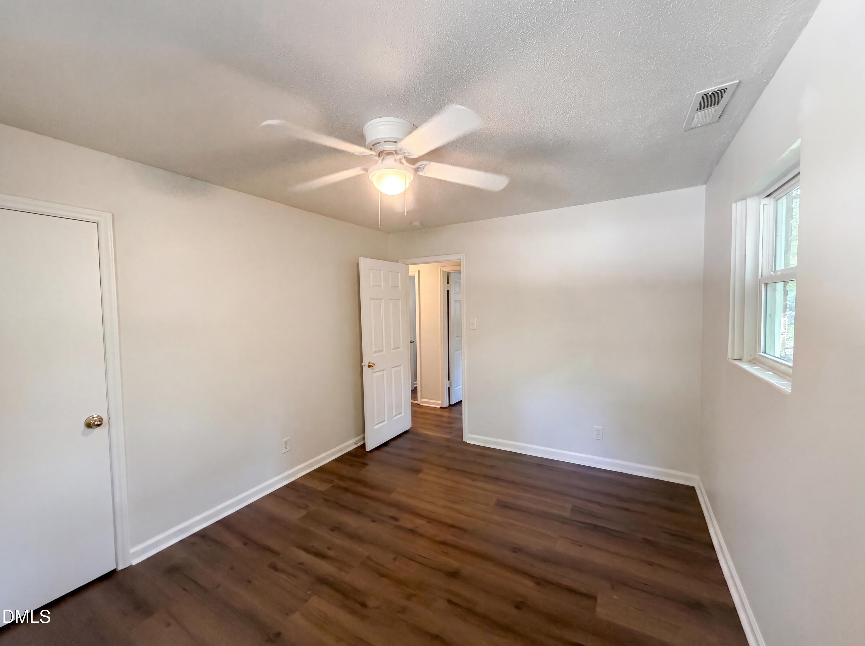 131 W Cornwallis Road Property Photo 10