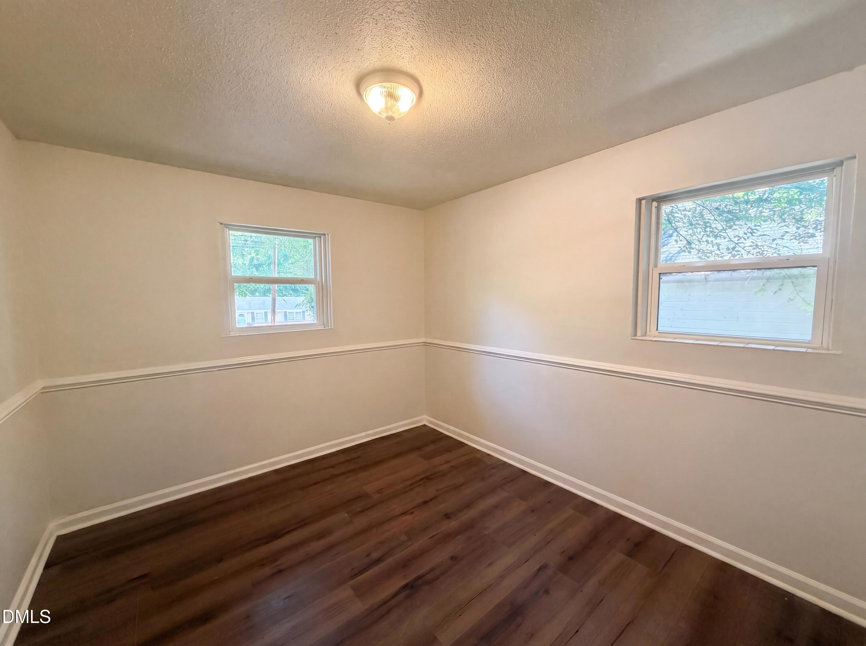 131 W Cornwallis Road Property Photo 11