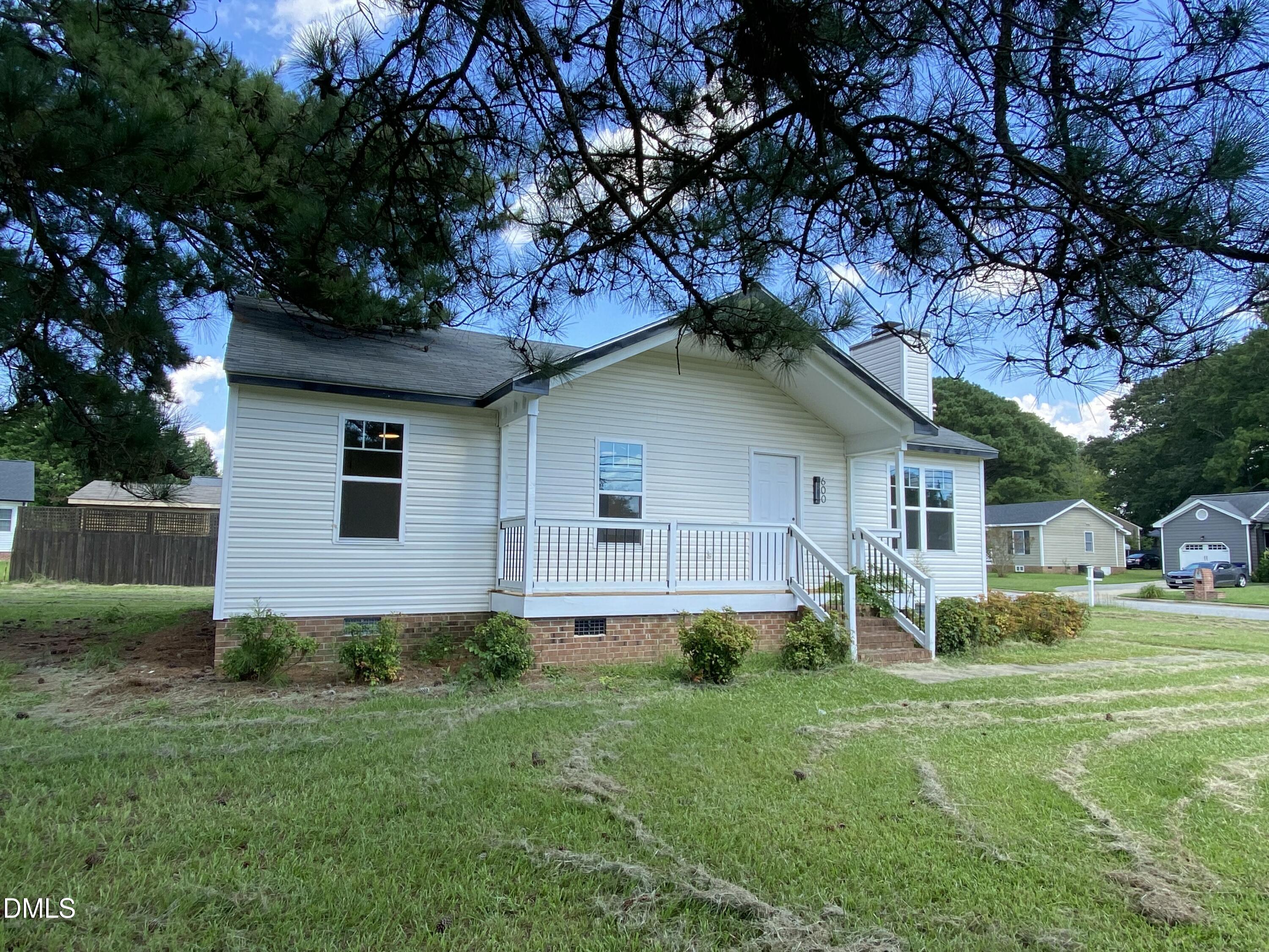 600 River Road Property Photo 2