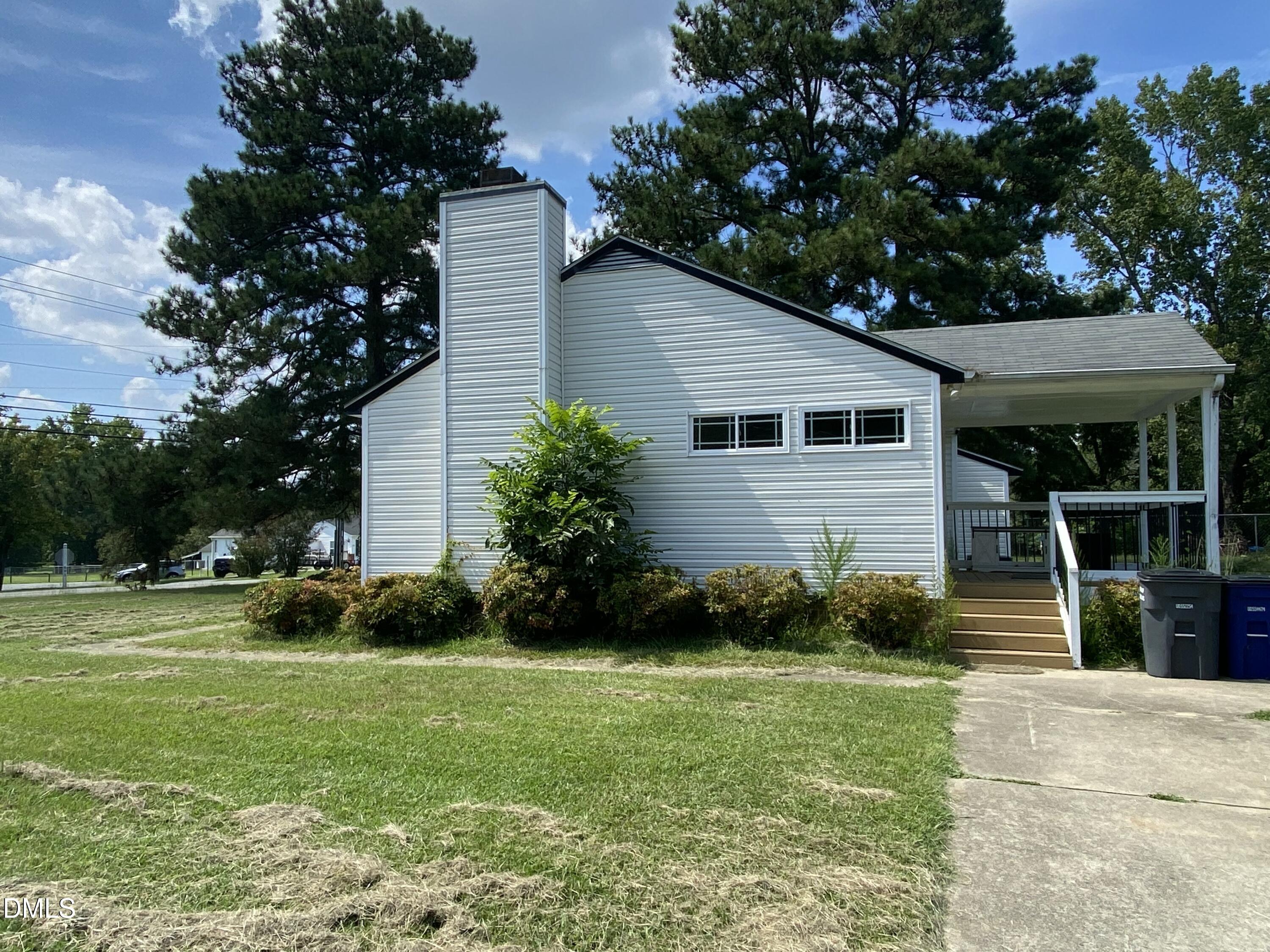600 River Road Property Photo 6