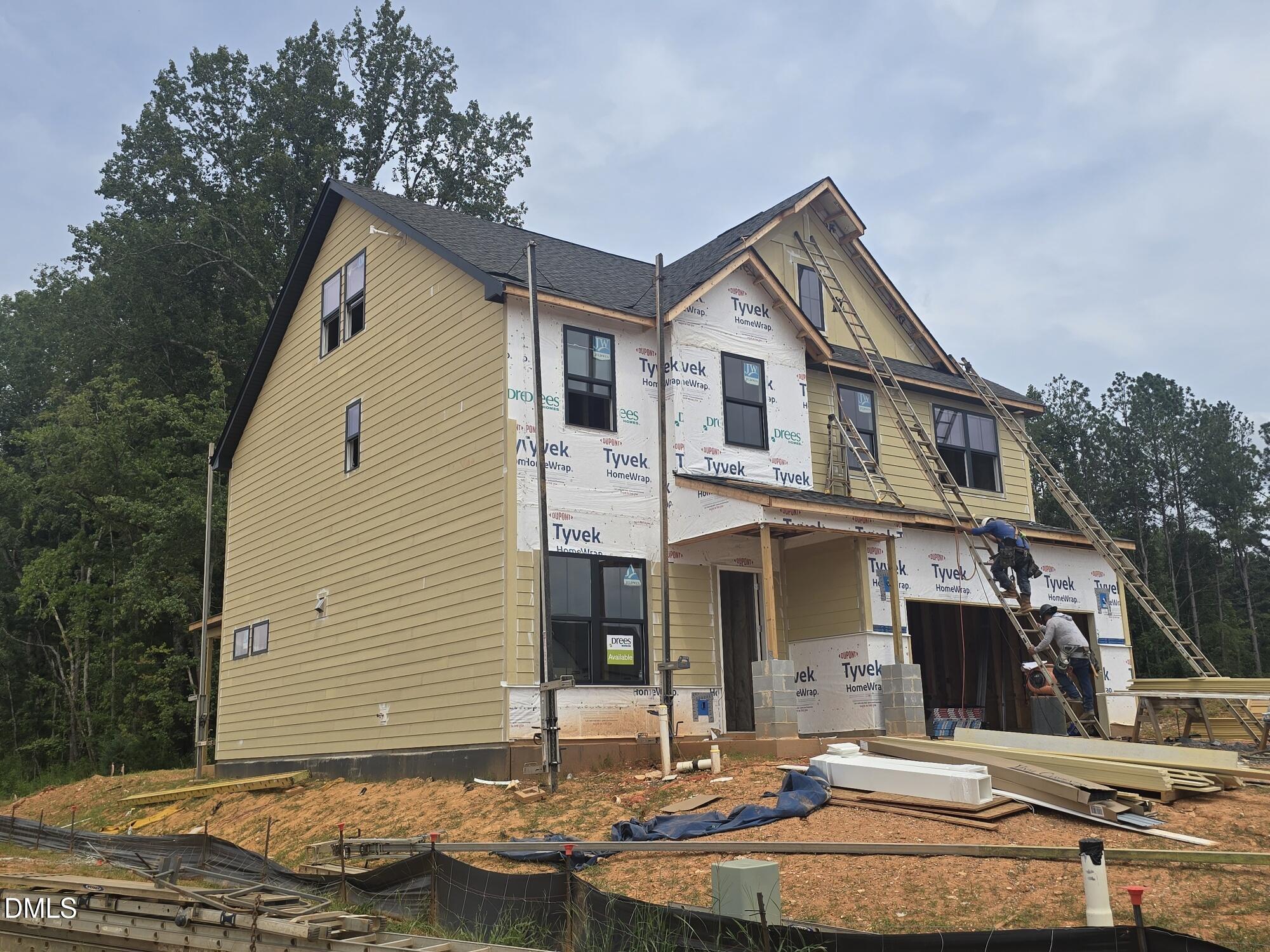 1818 Pollinator Place Property Photo 3