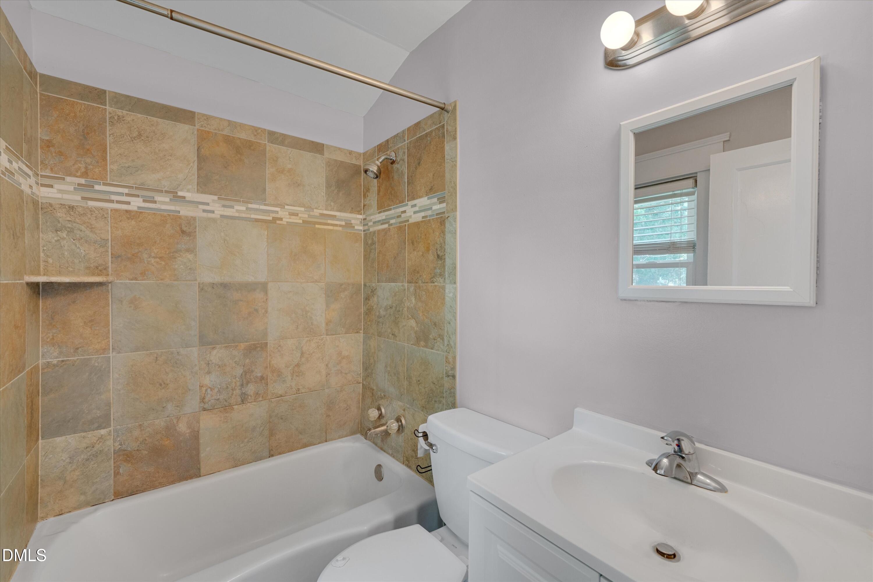 5701 Waycross Street Property Photo 9