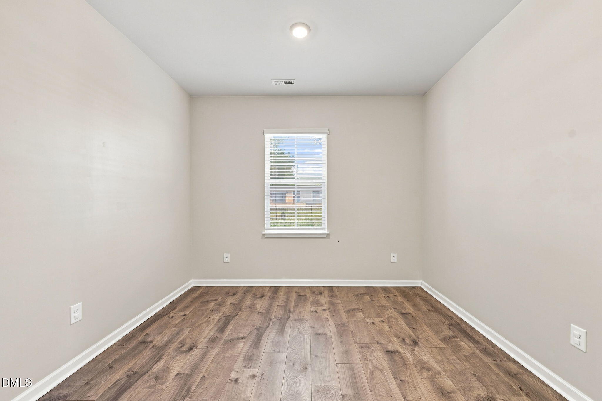 299 Roseberry Loop Property Photo 9