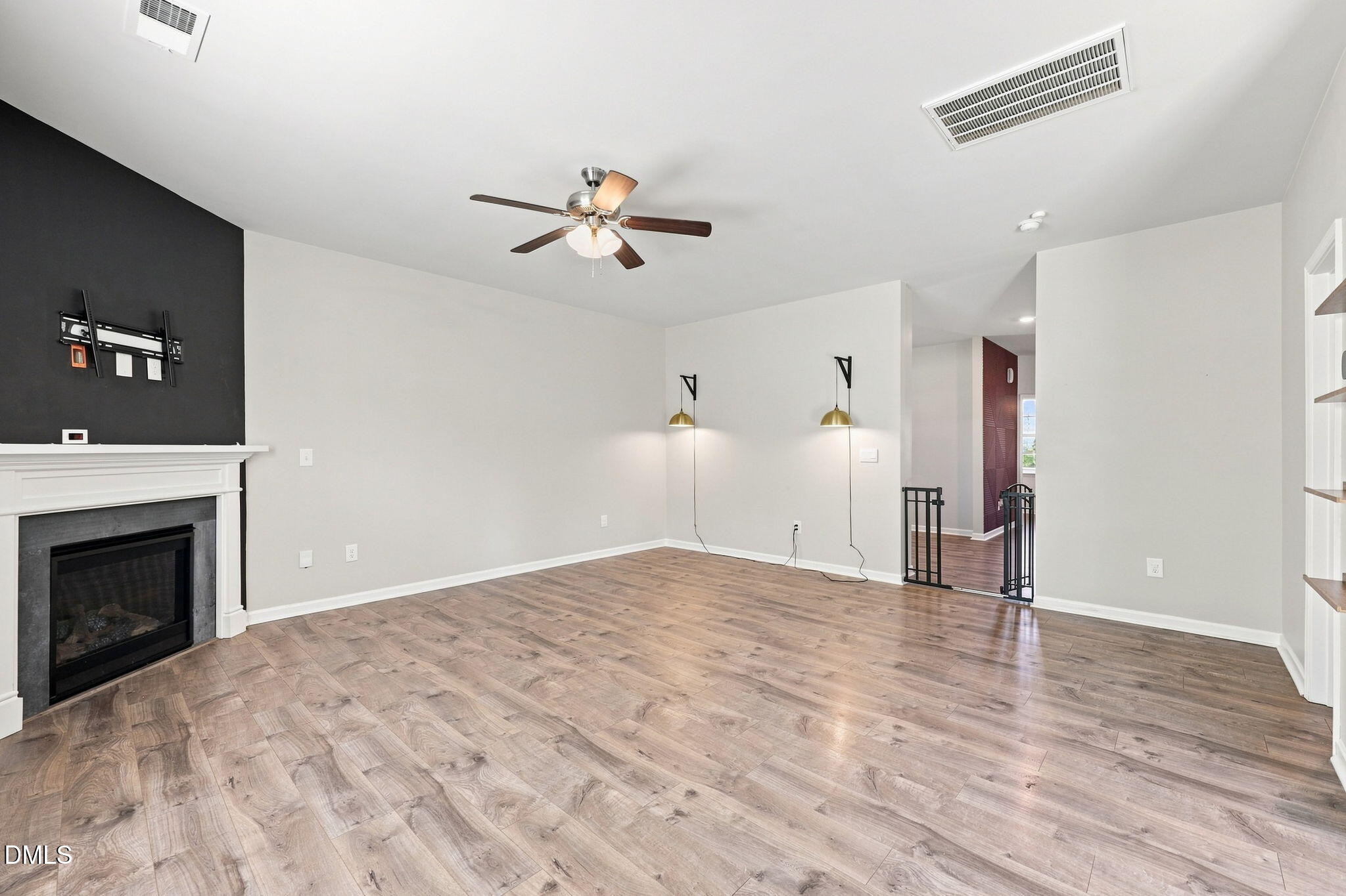 299 Roseberry Loop Property Photo 11