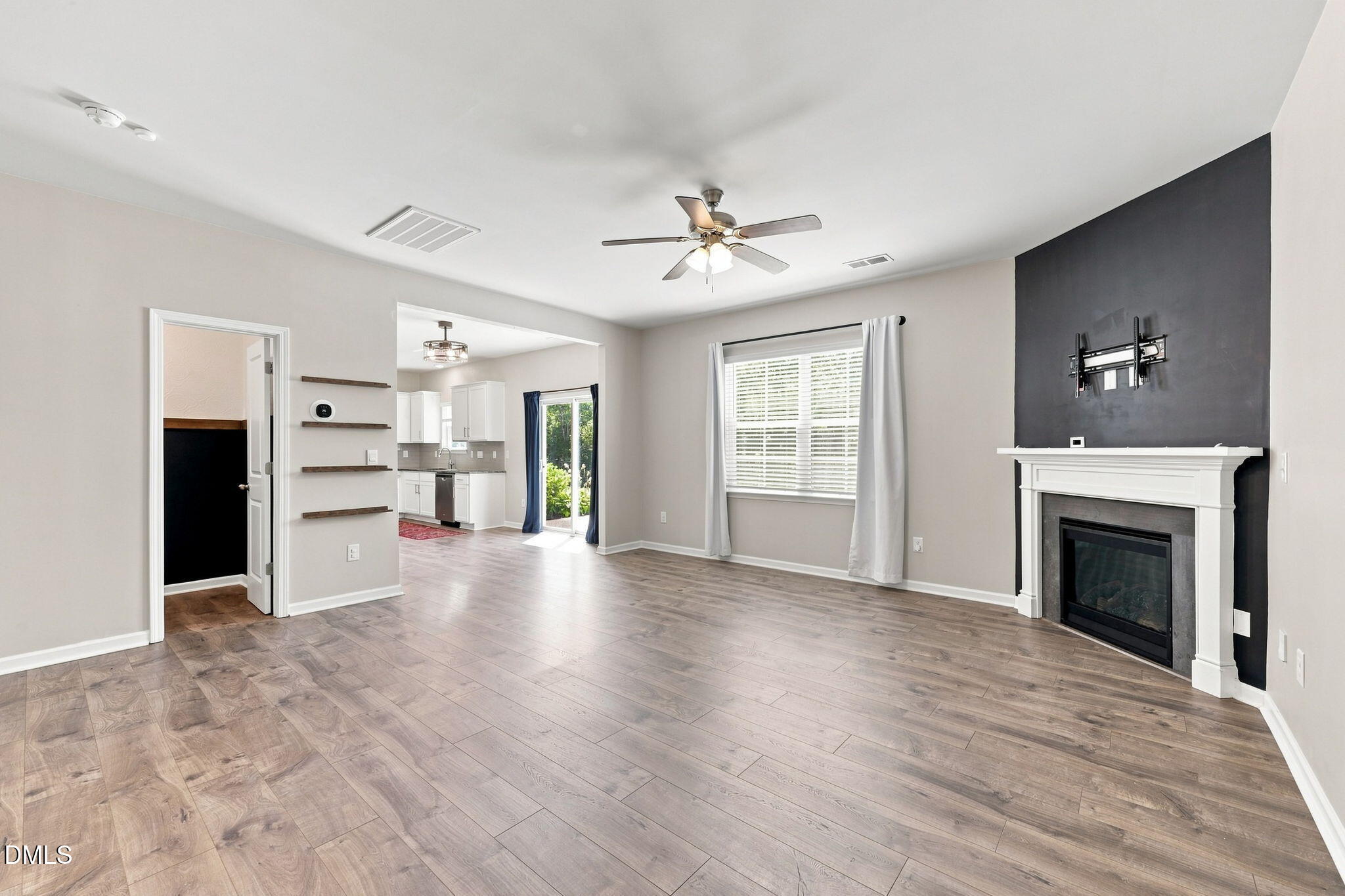 299 Roseberry Loop Property Photo 13