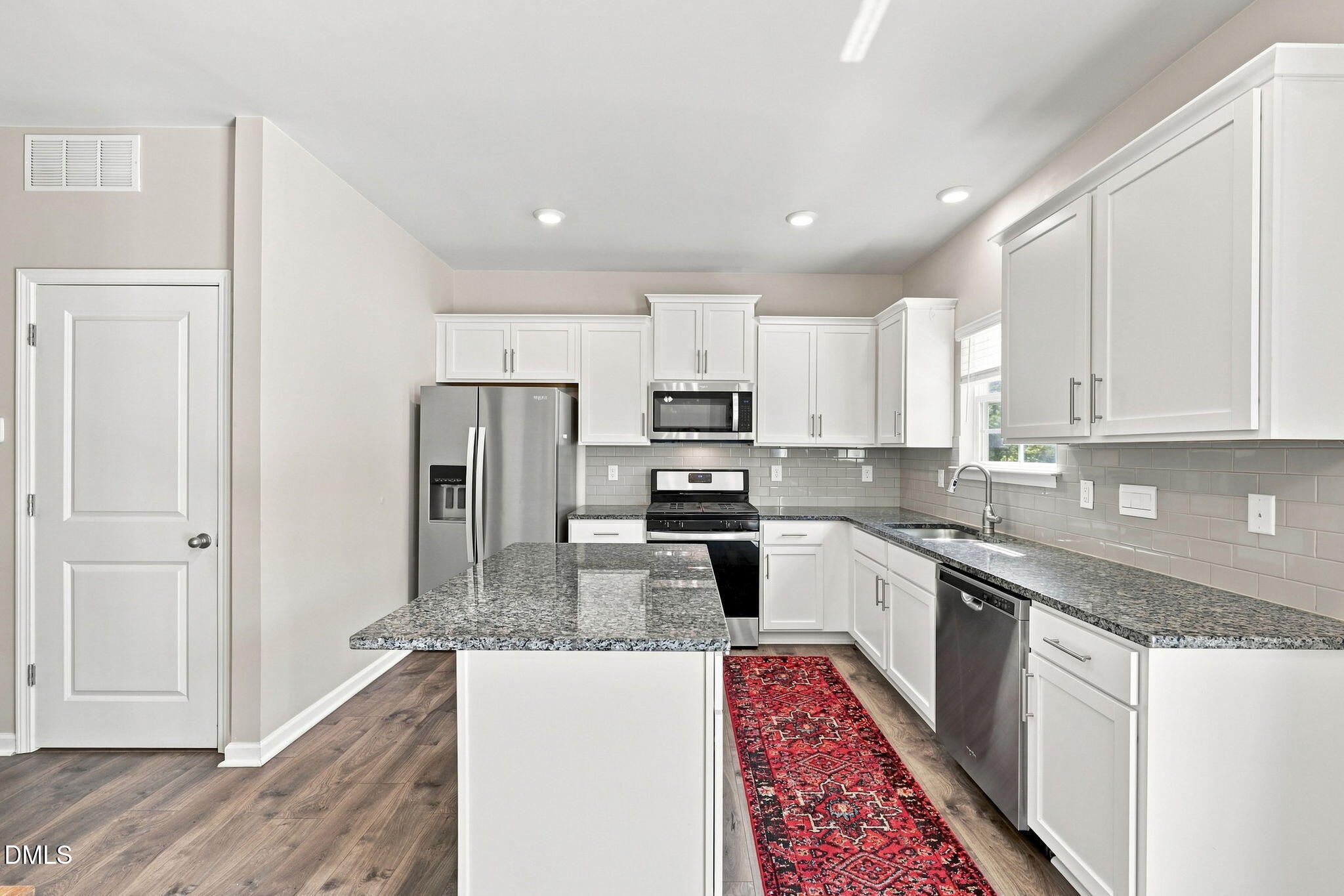 299 Roseberry Loop Property Photo 16