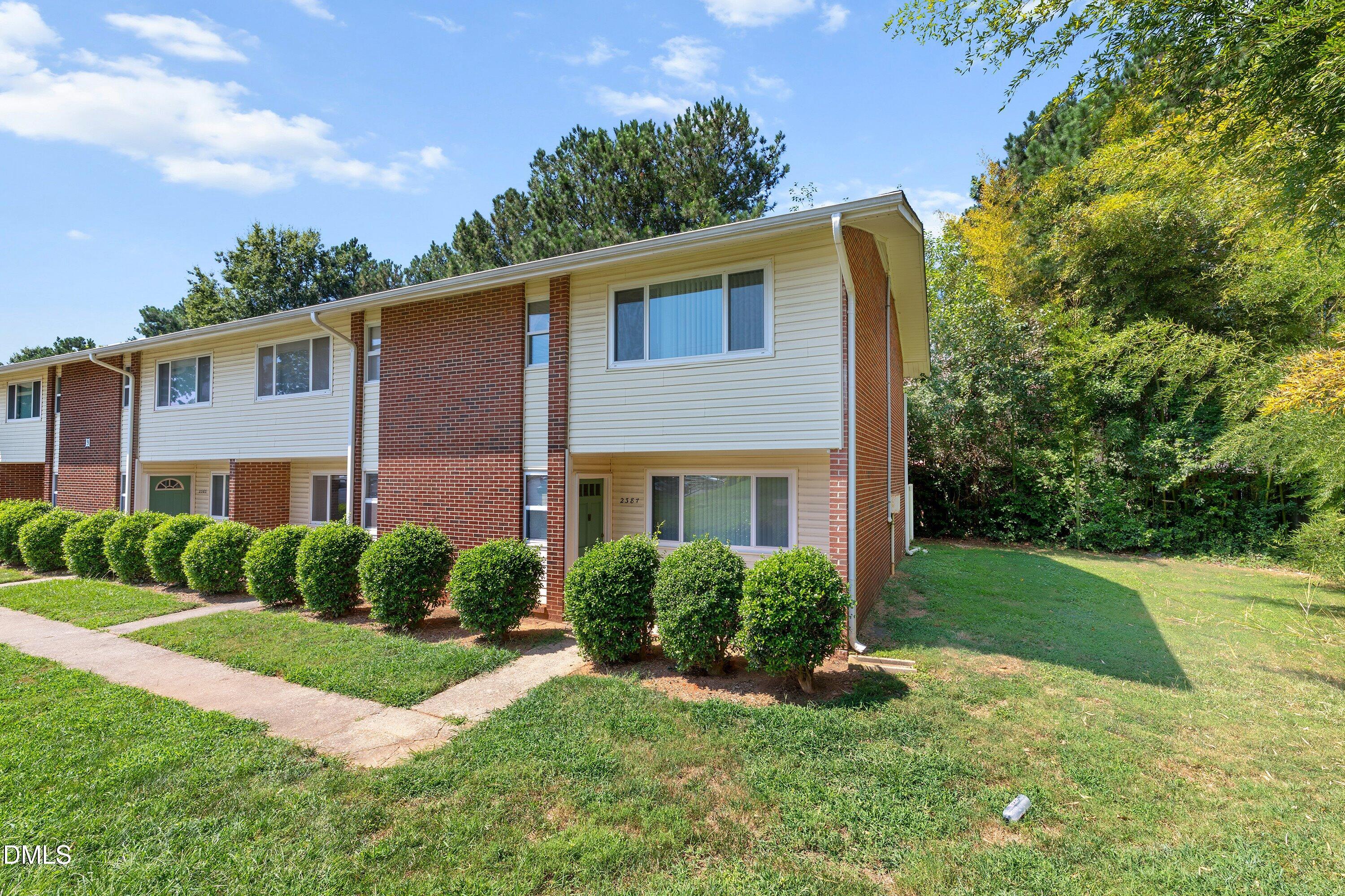 2387 Champion Court Property Photo 1