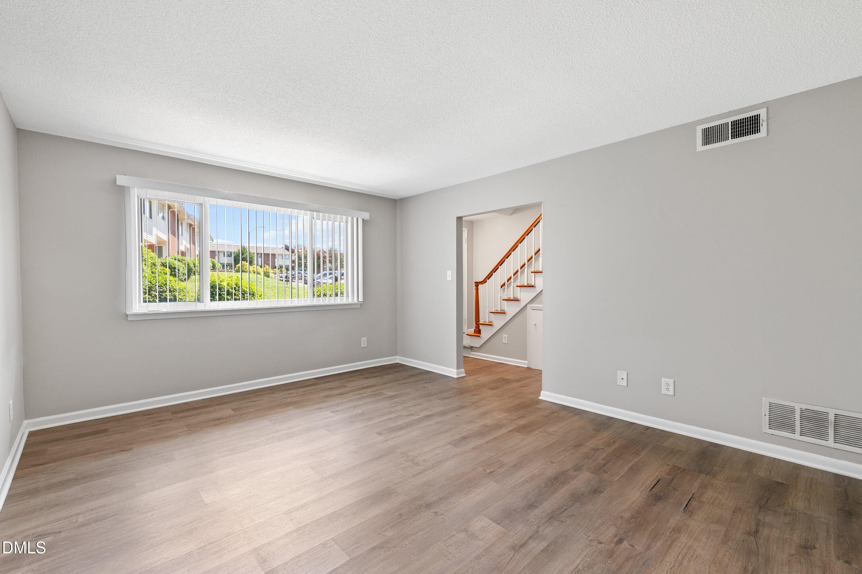 2387 Champion Court Property Photo 9