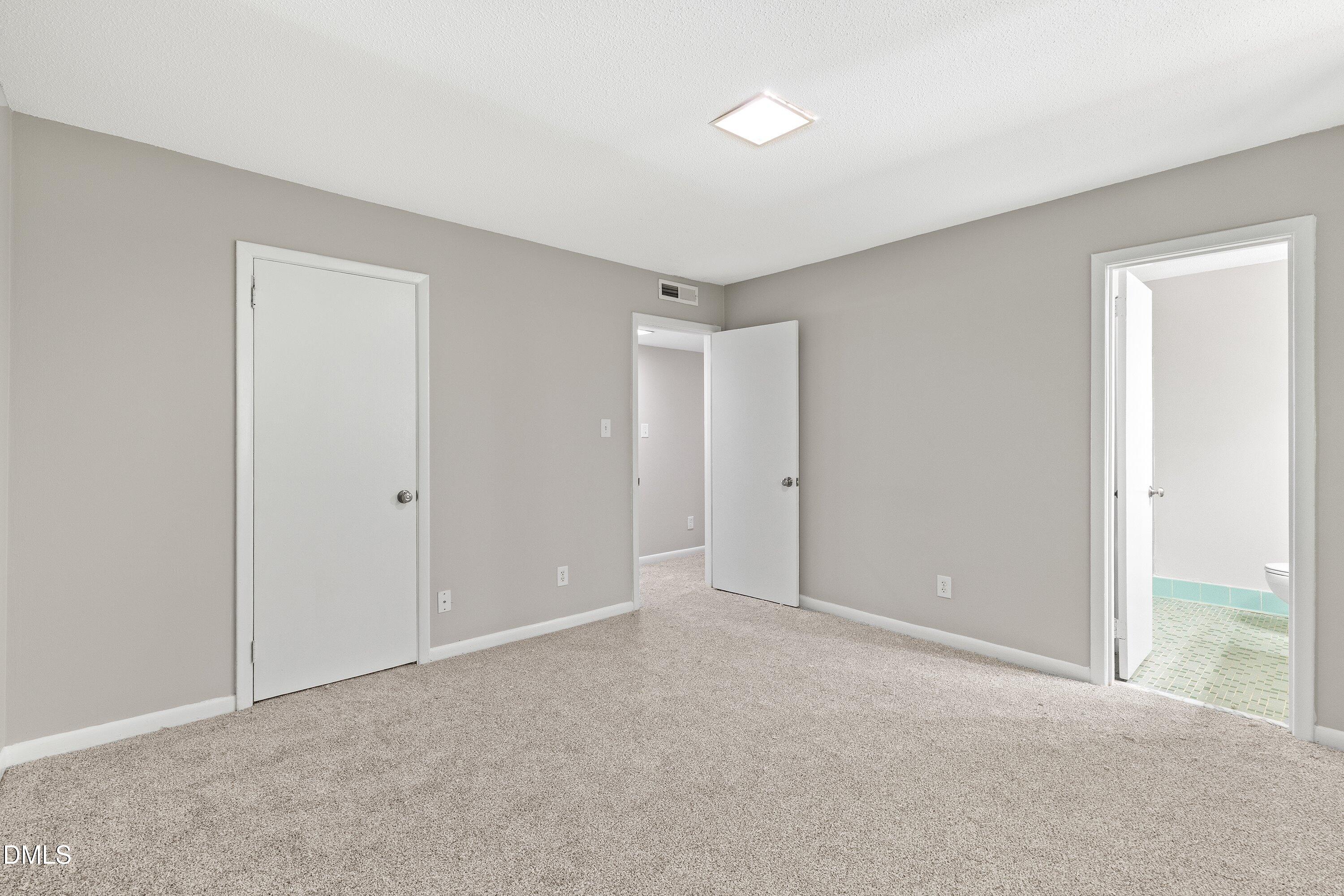2387 Champion Court Property Photo 21