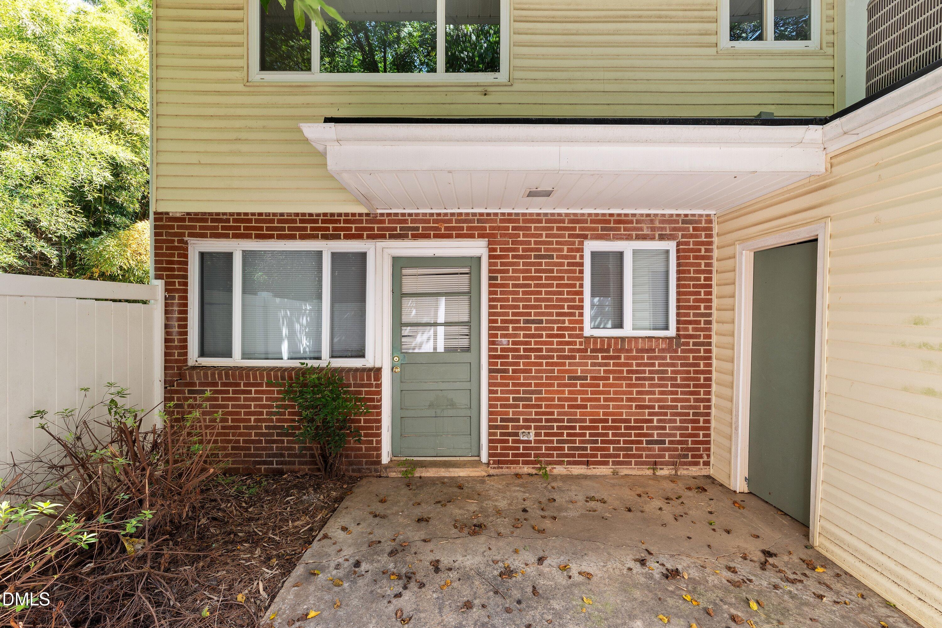 2387 Champion Court Property Photo 25
