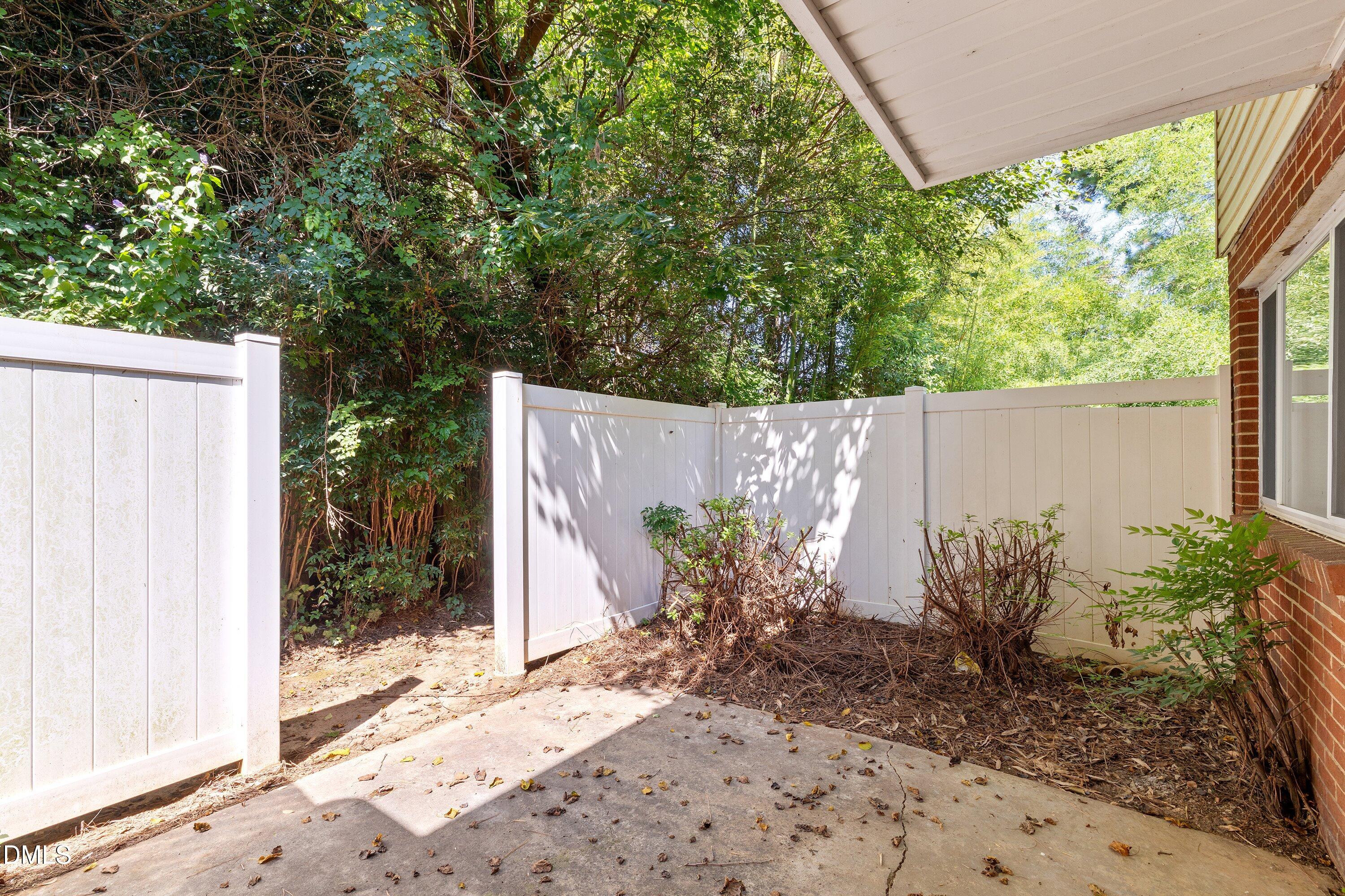 2387 Champion Court Property Photo 26