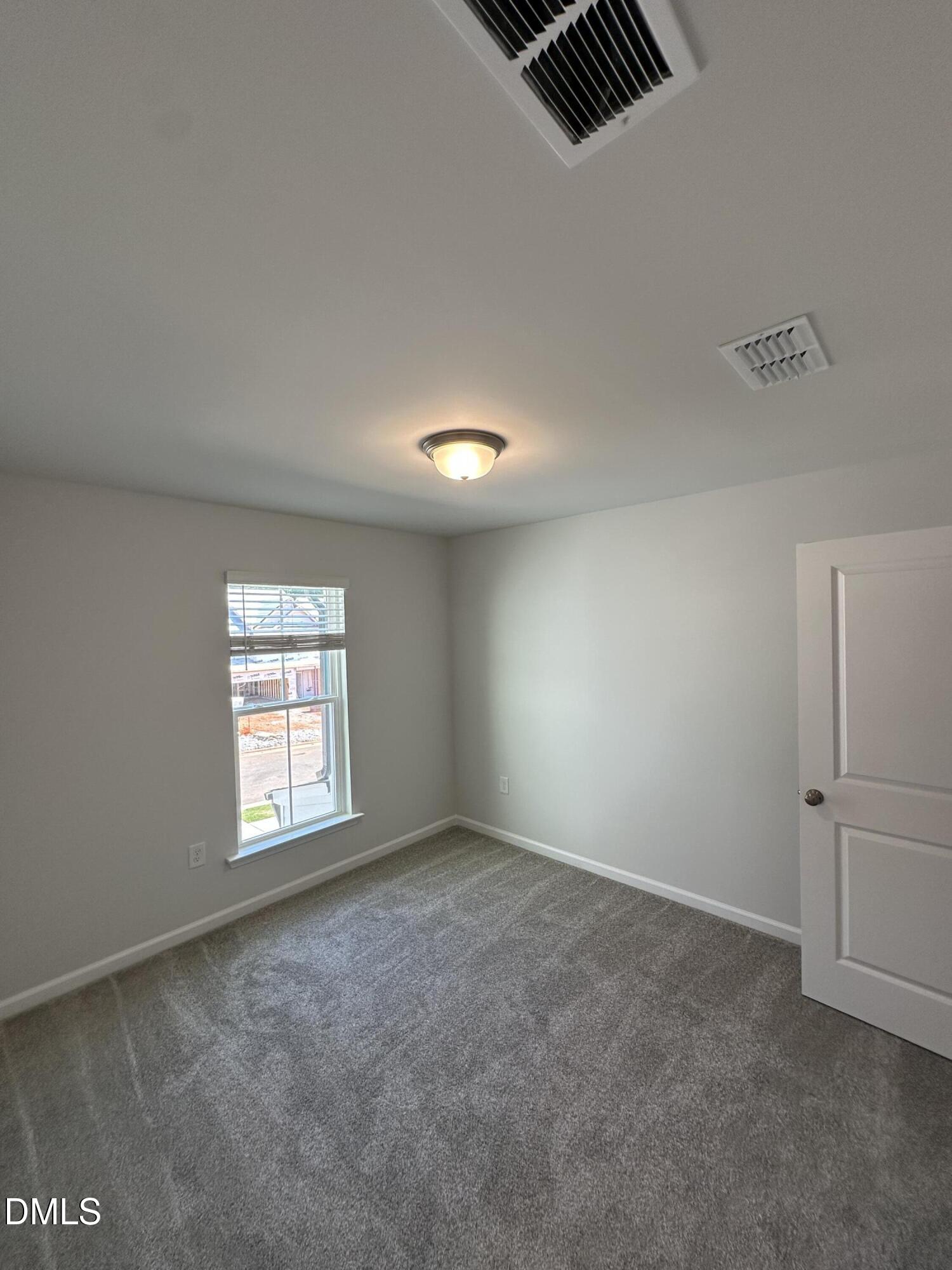 262 Ravenscraig Park Place Property Photo 14