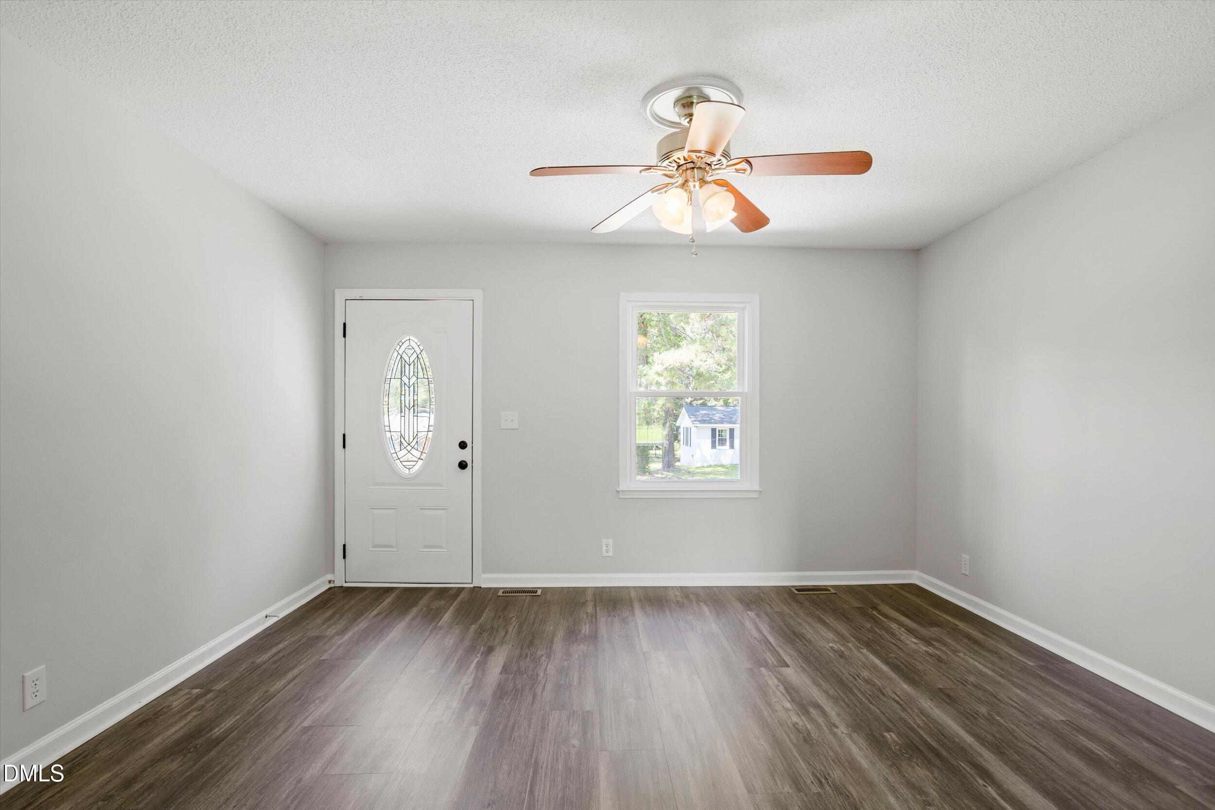 40 Lester Street Property Photo 6