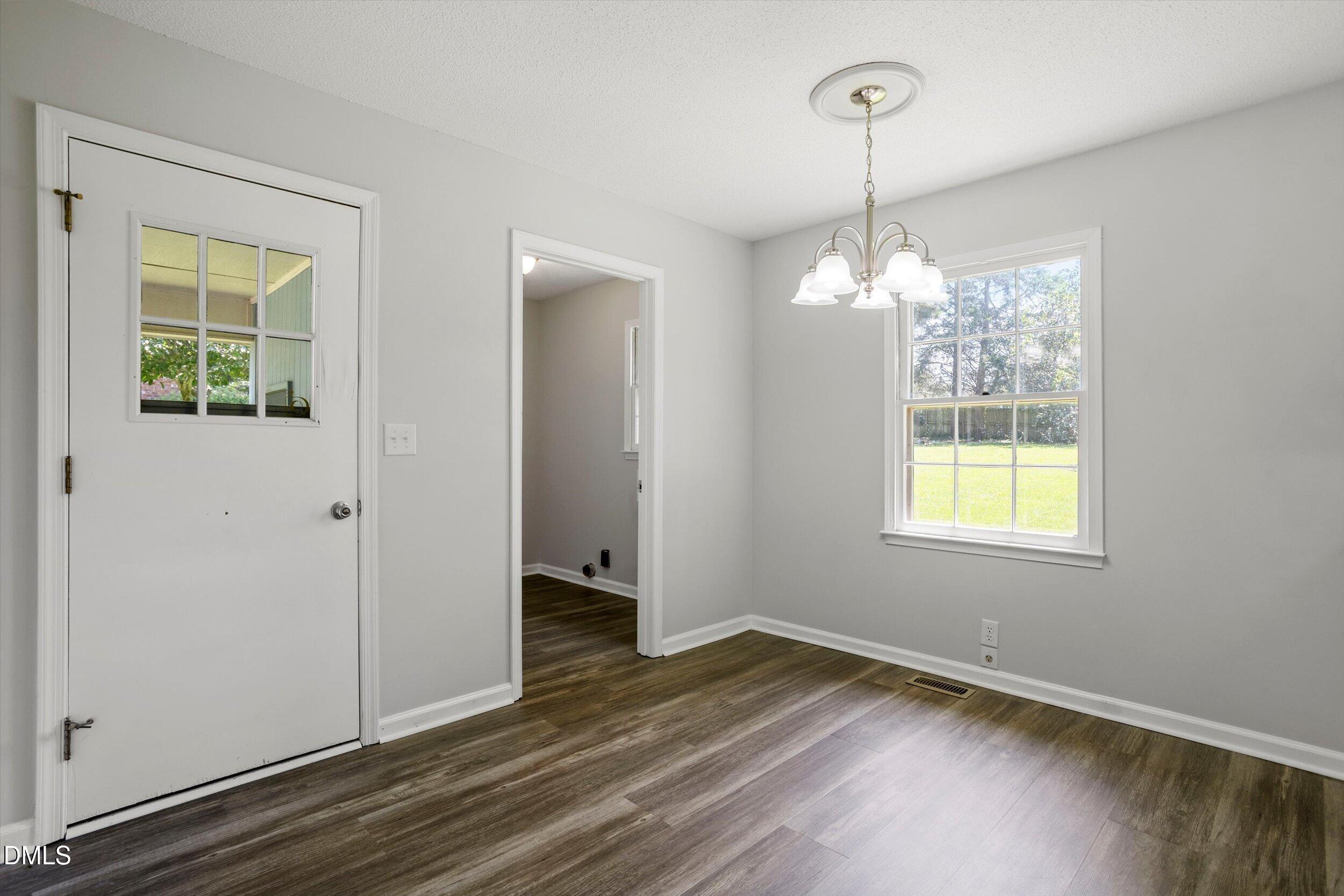 40 Lester Street Property Photo 9