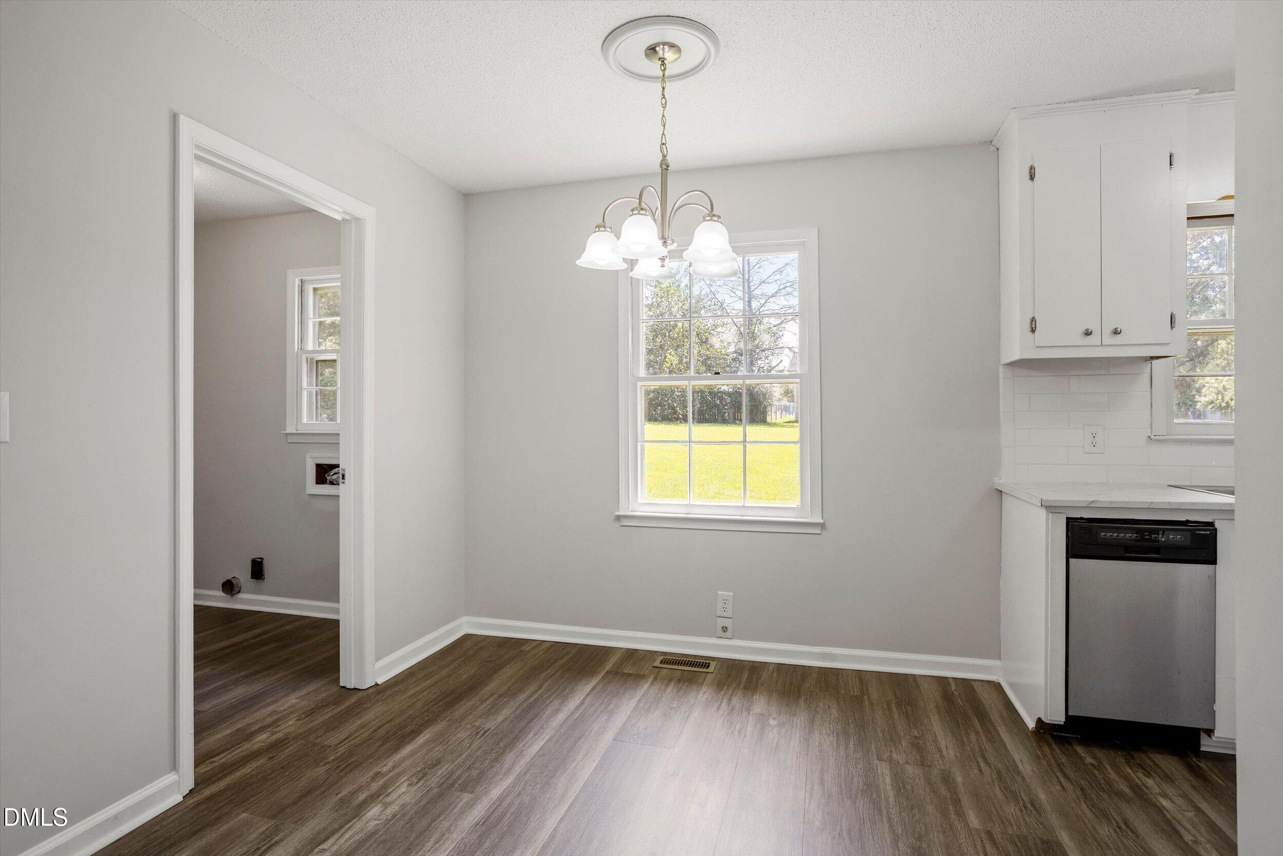 40 Lester Street Property Photo 10