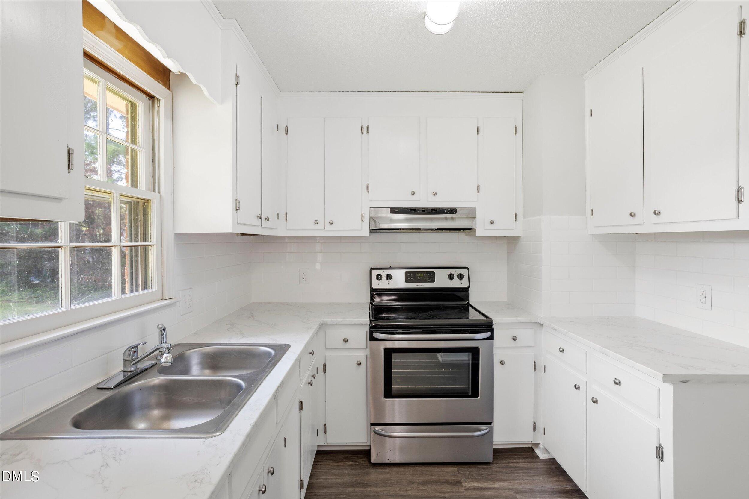 40 Lester Street Property Photo 12