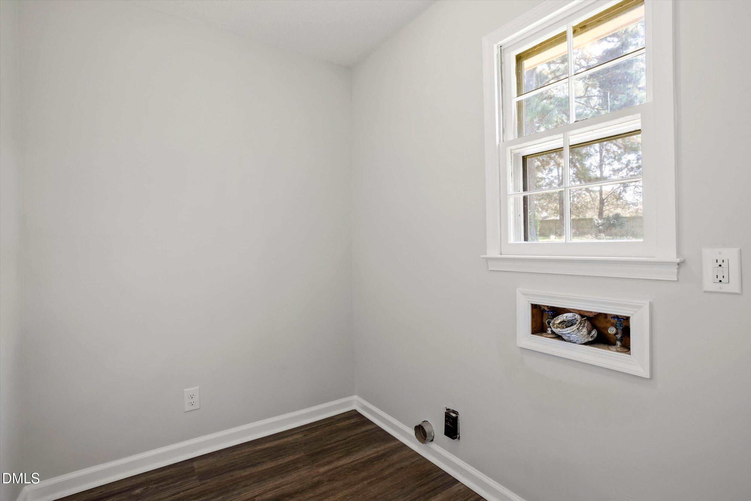 40 Lester Street Property Photo 16