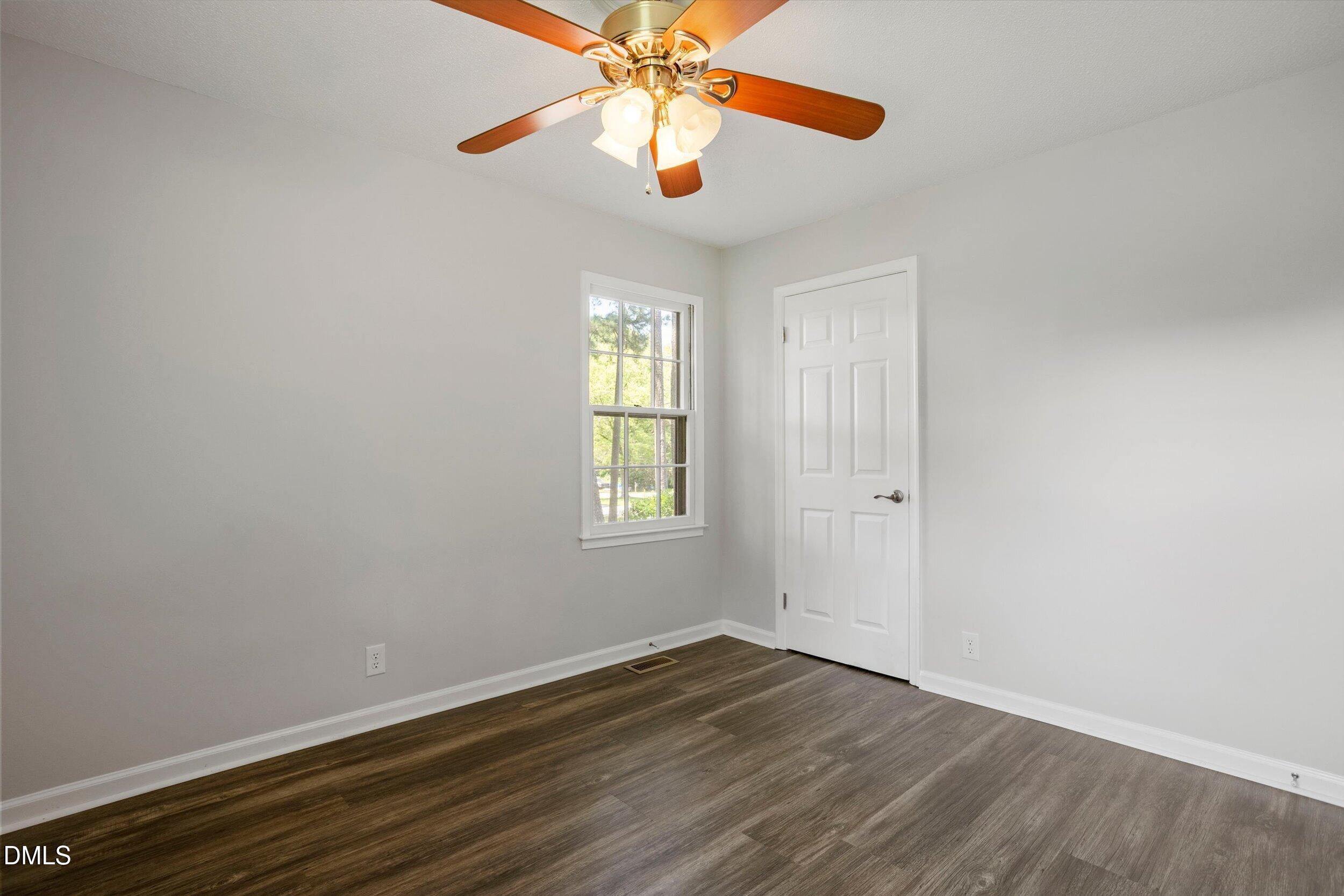 40 Lester Street Property Photo 20