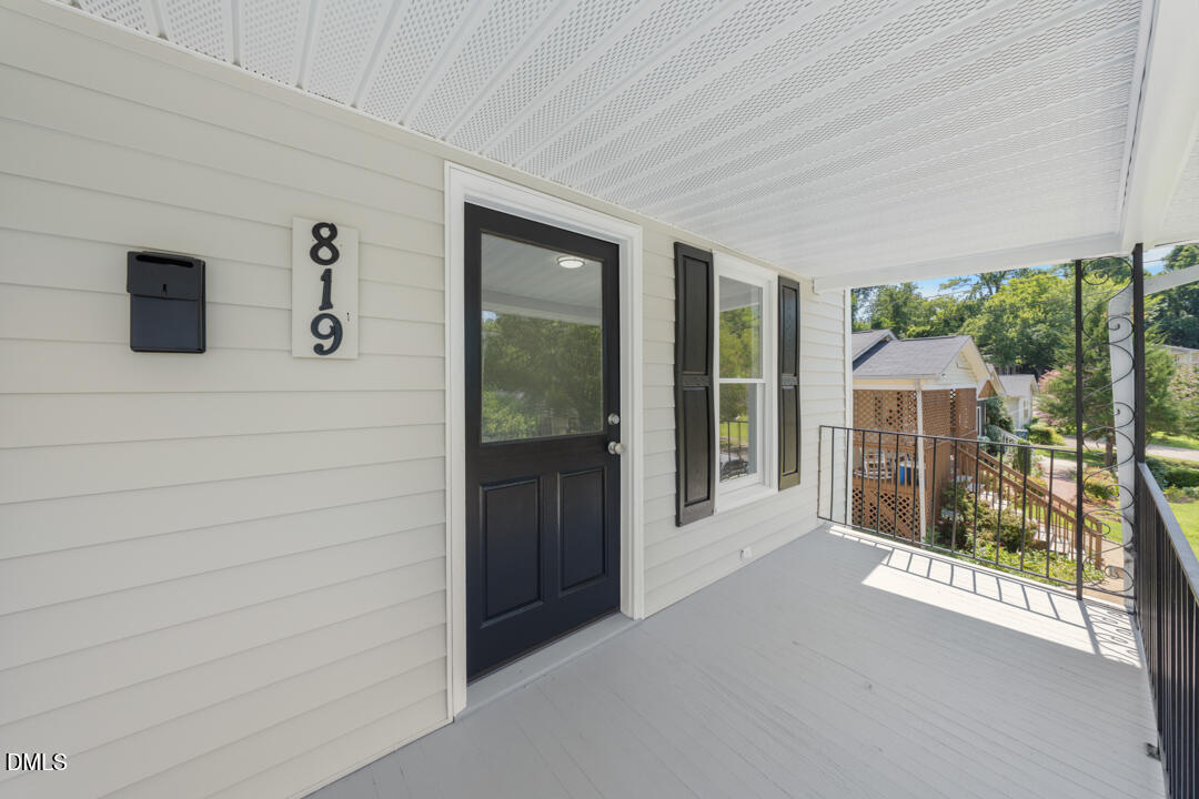 819 Gerard Street Property Photo 3