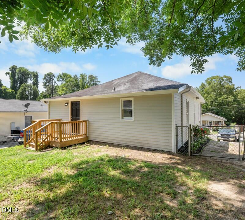 819 Gerard Street Property Photo 23