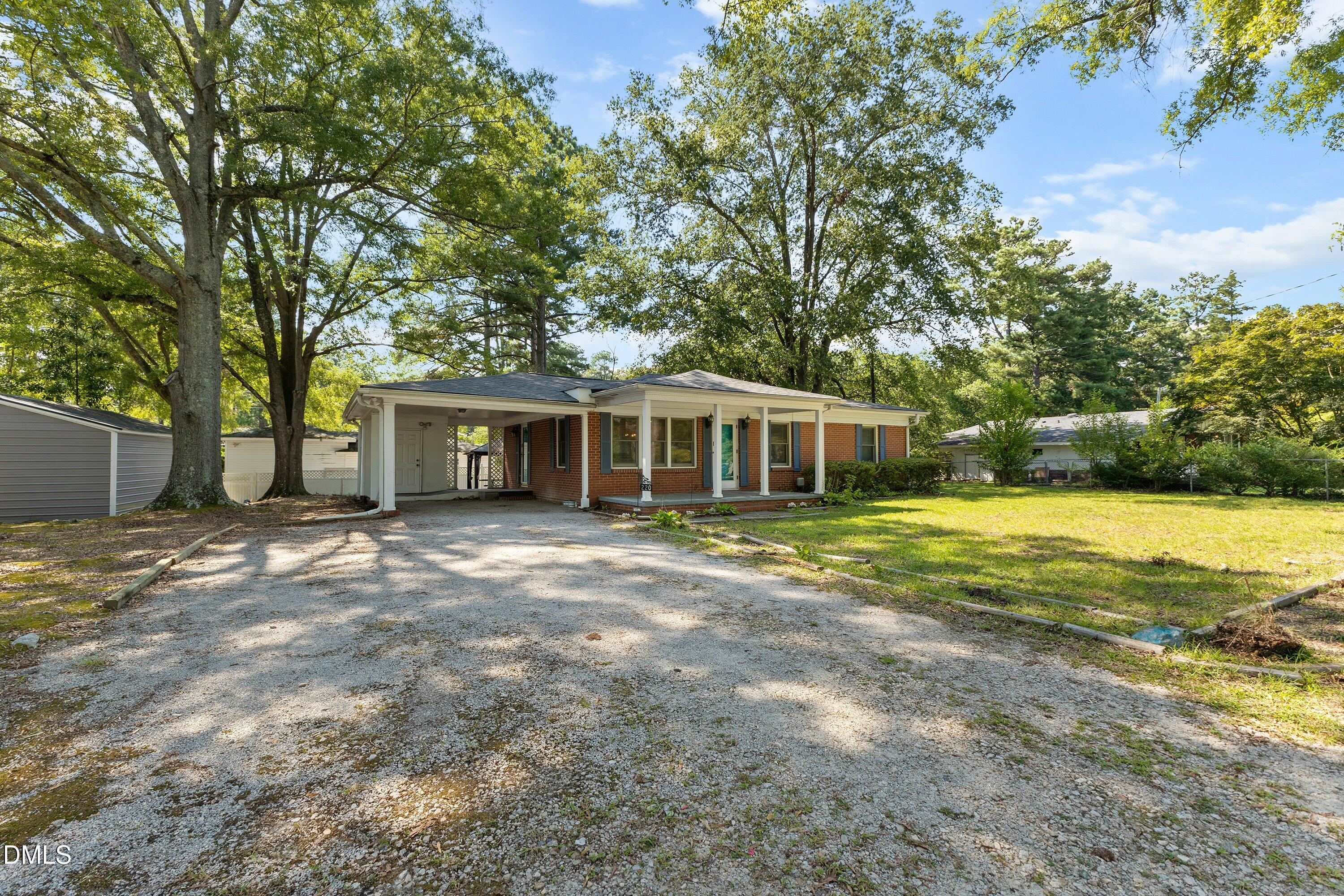 220 Lakewood Drive Property Photo 2
