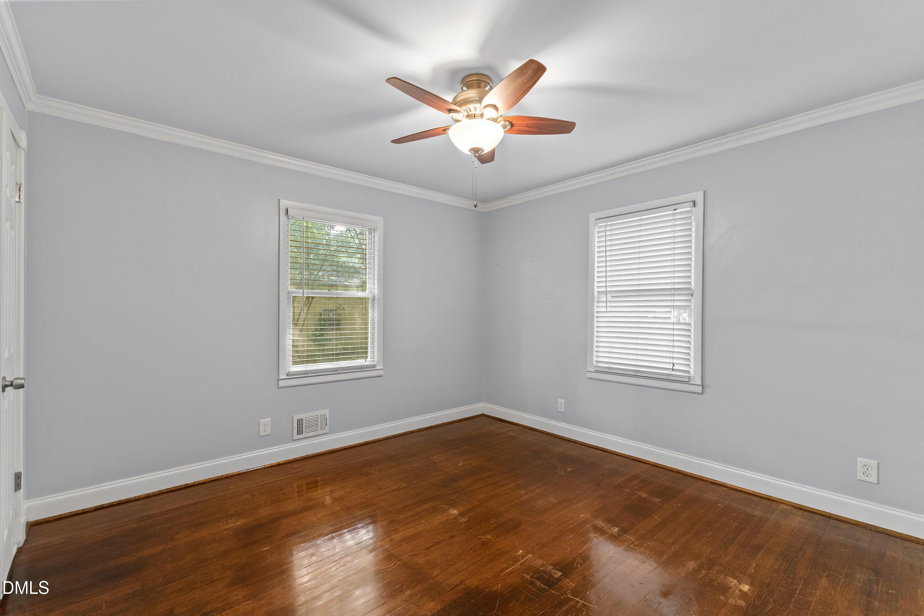 220 Lakewood Drive Property Photo 8