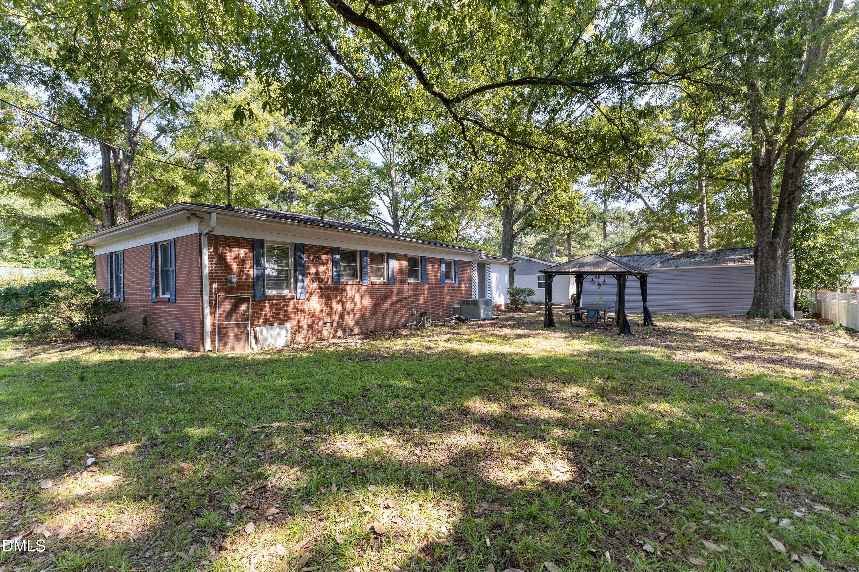 220 Lakewood Drive Property Photo 27