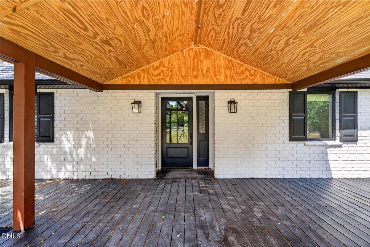 103 Landfall Court Property Photo 9