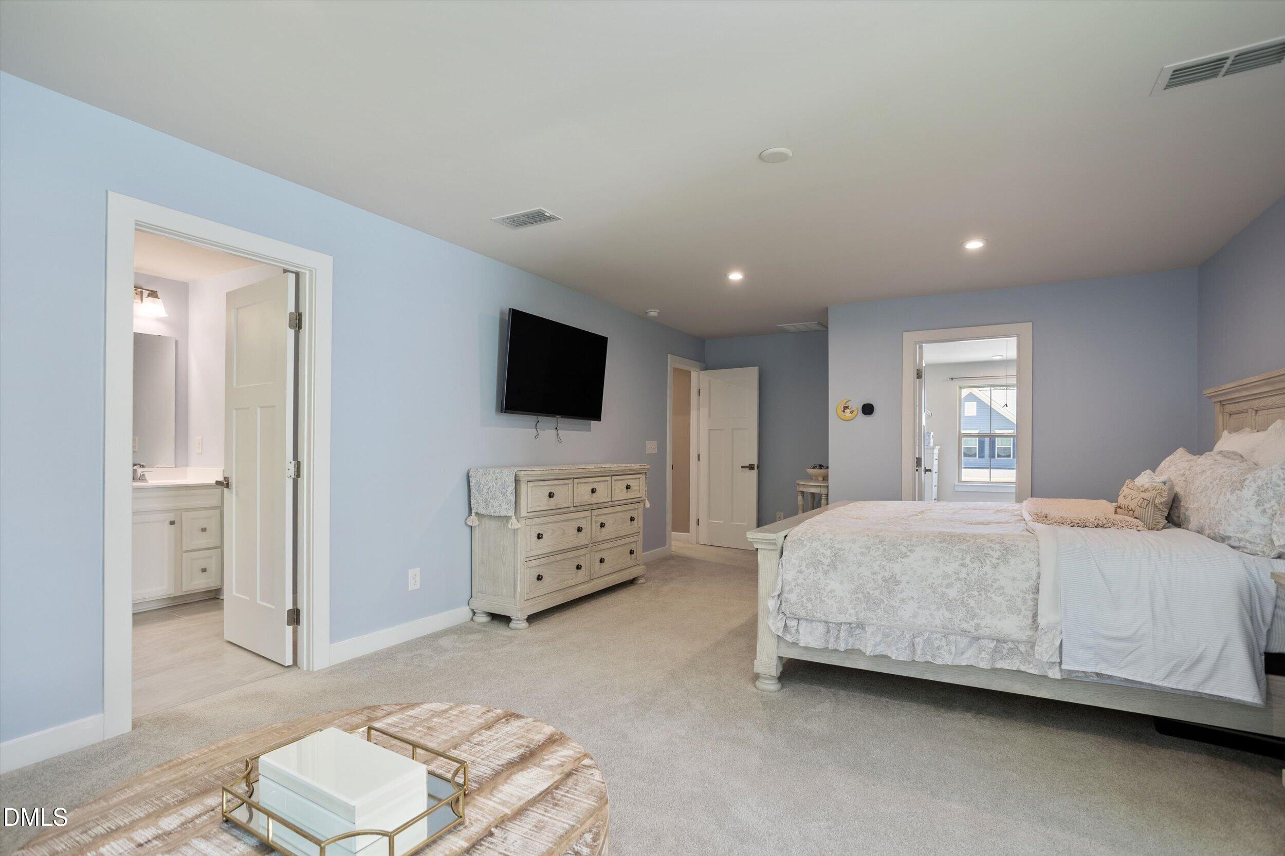 1616 Crimson Leaf Lane Property Photo 19