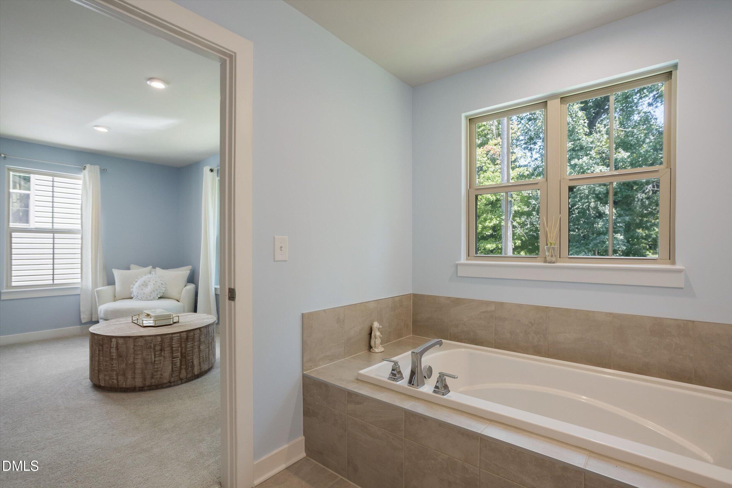1616 Crimson Leaf Lane Property Photo 22