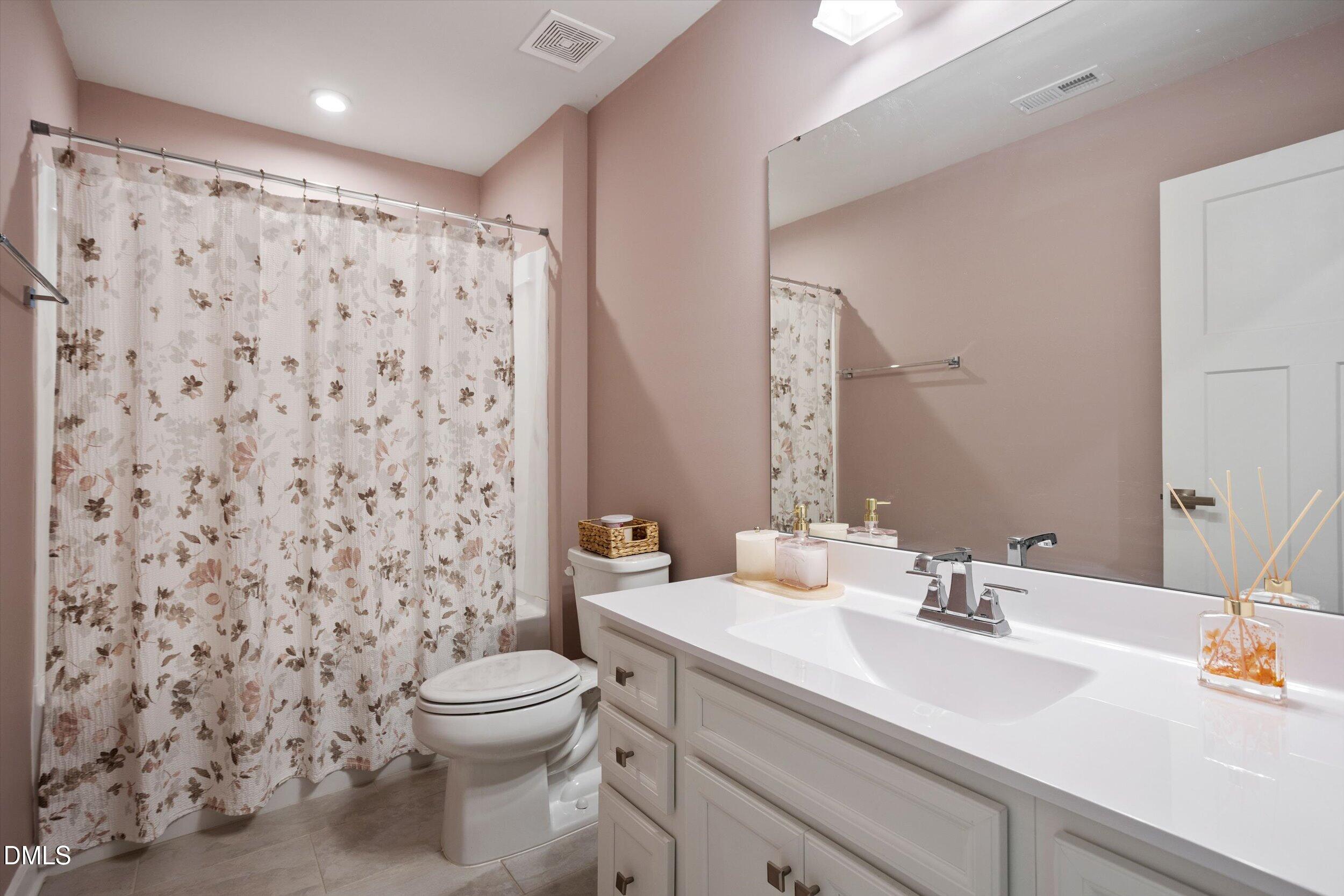 1616 Crimson Leaf Lane Property Photo 30