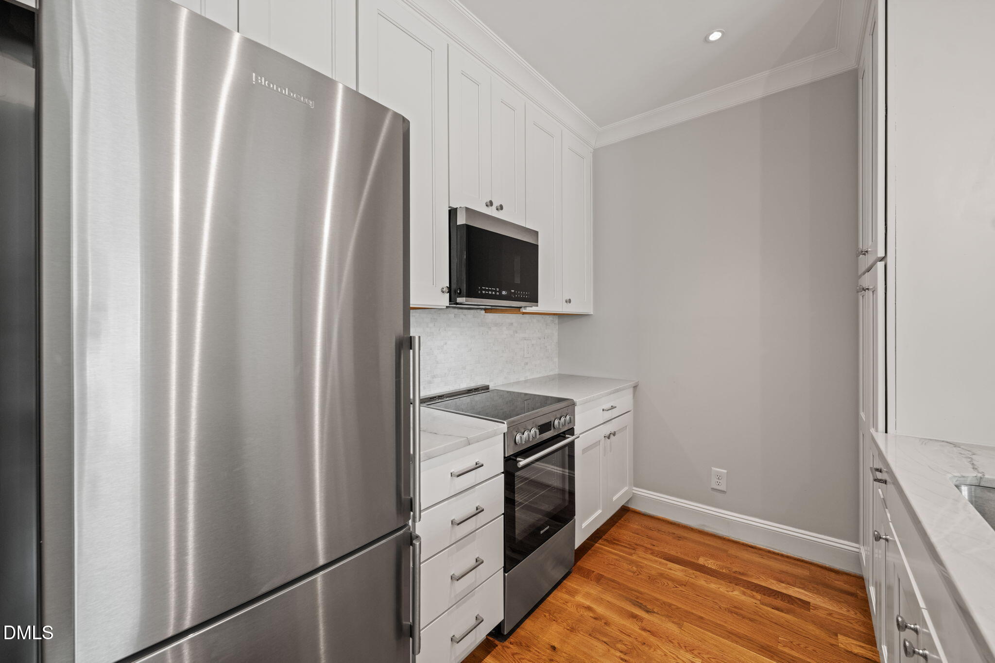 607 Smedes Place A Property Photo 9