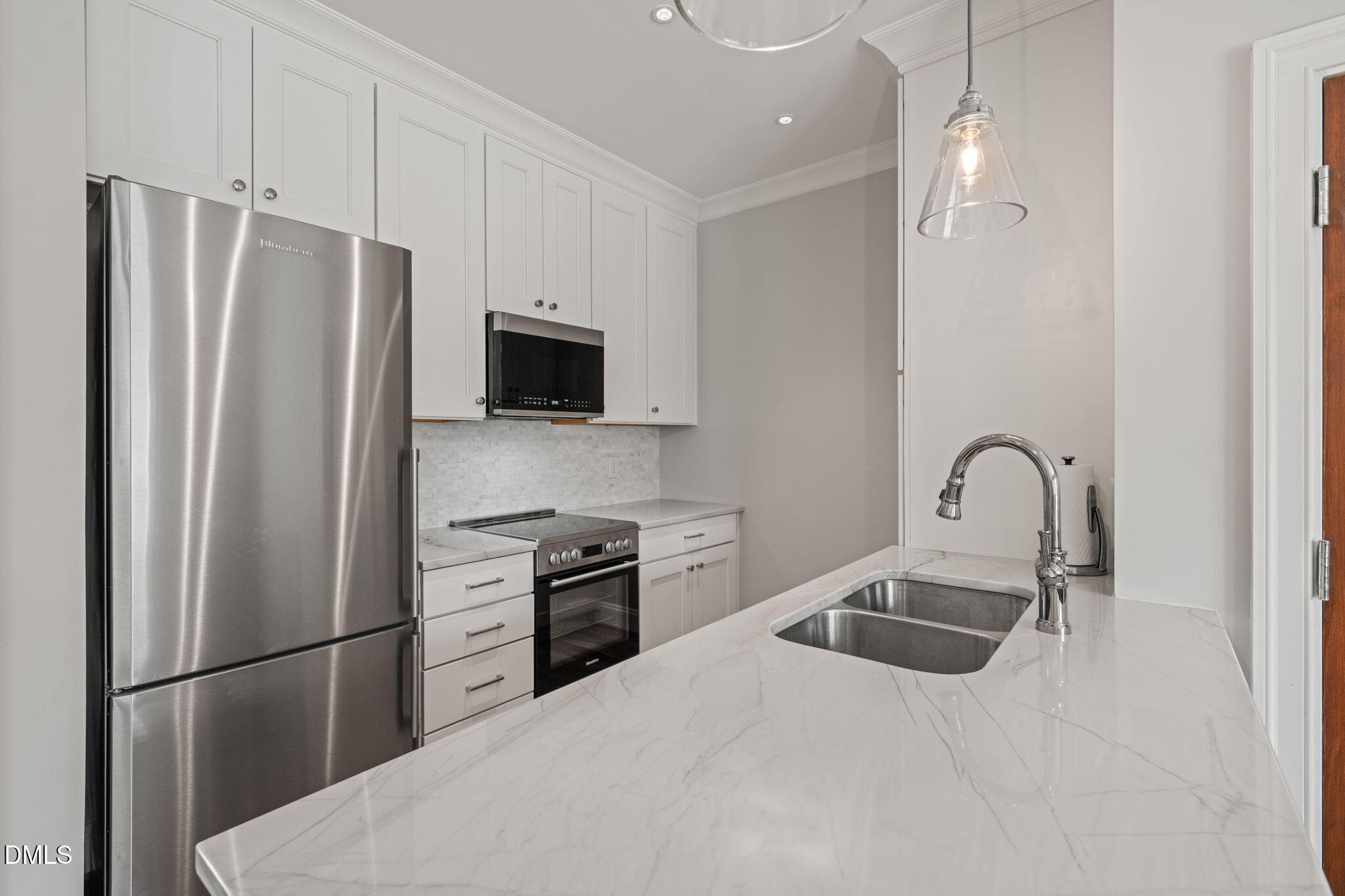 607 Smedes Place A Property Photo 11