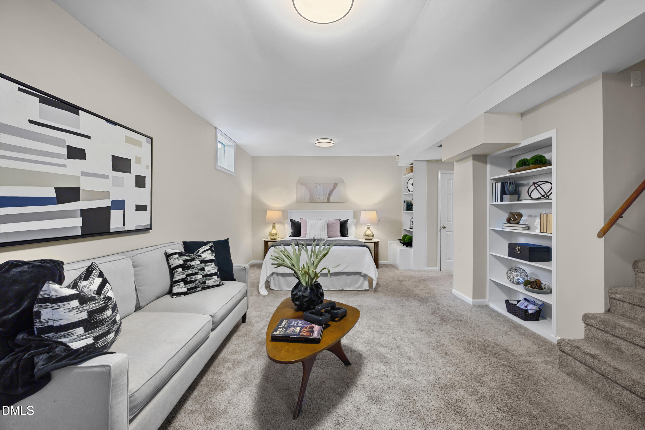 2612 Barmettler Street Property Photo 10
