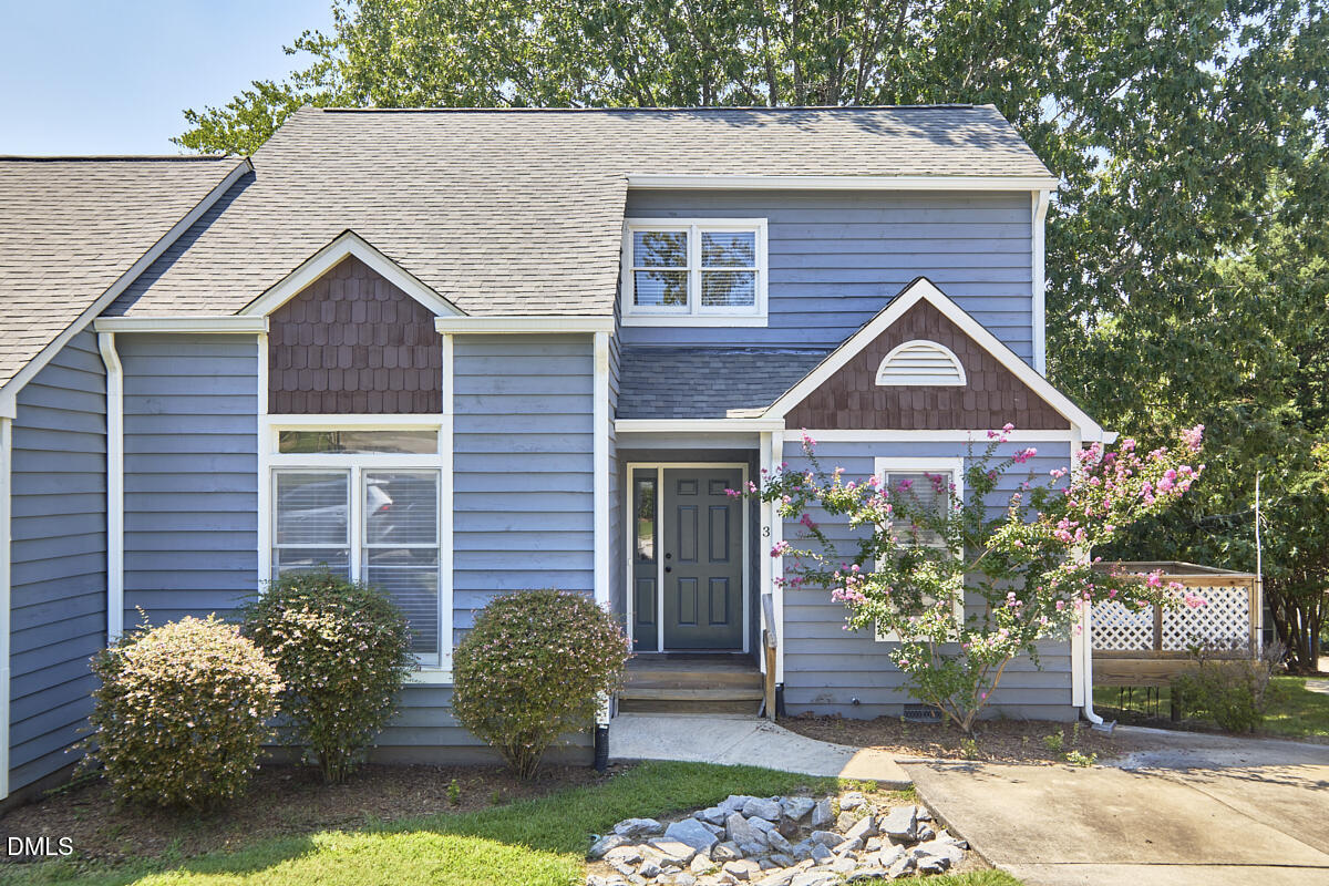 3 Hickory Wood Square Property Photo 1