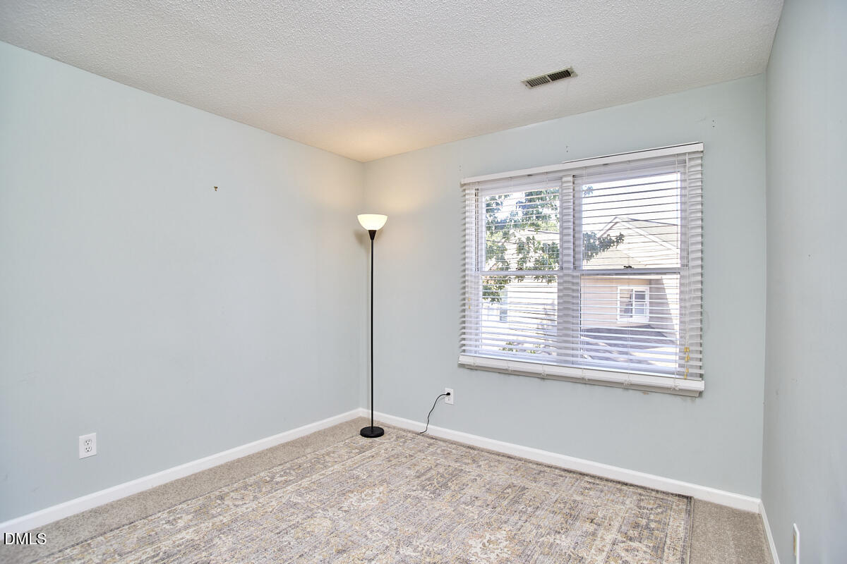 3 Hickory Wood Square Property Photo 36