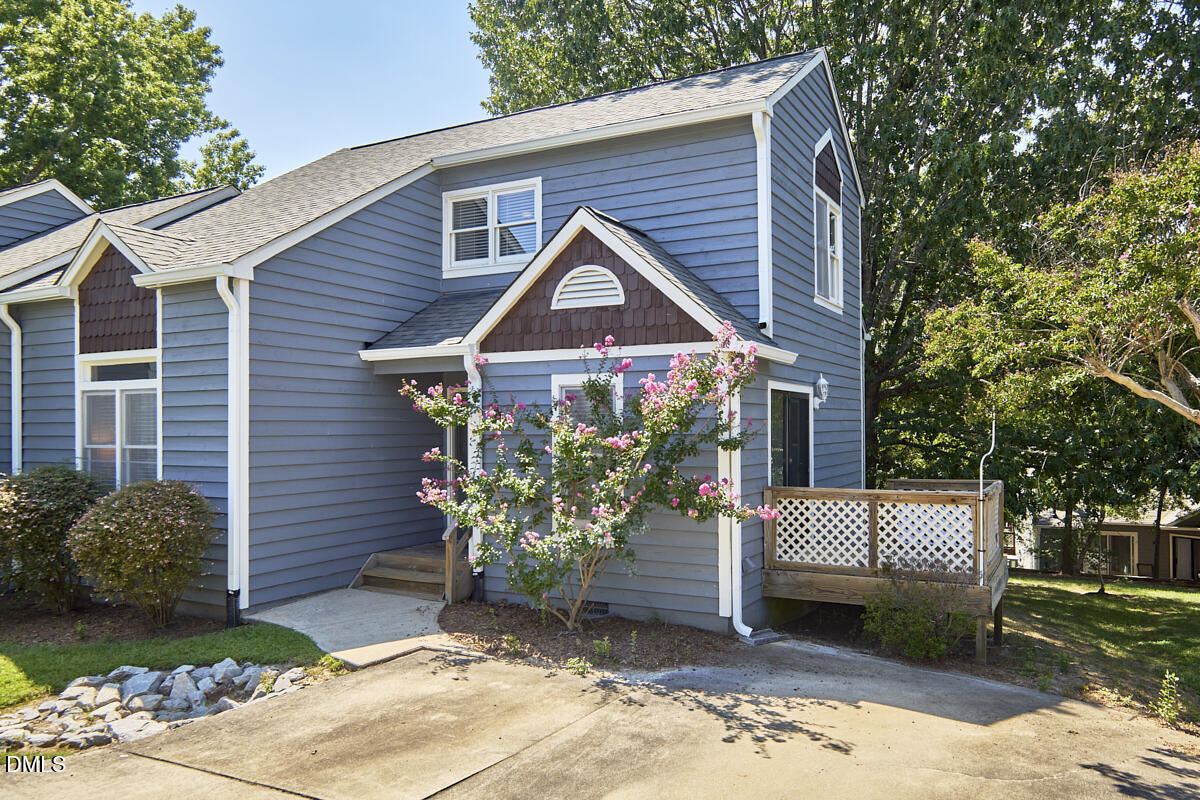3 Hickory Wood Square Property Photo 44