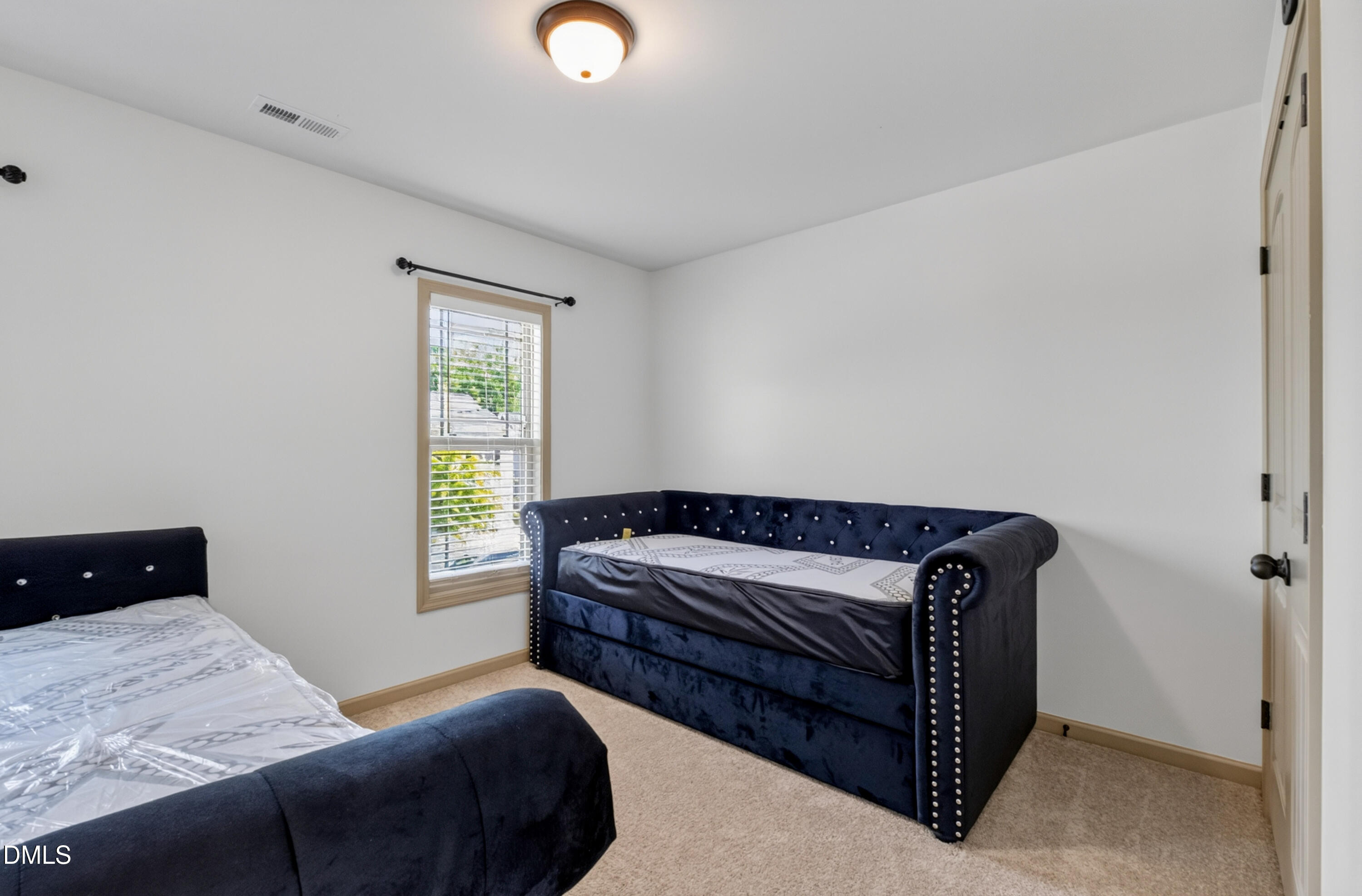 12 Griffith Place Property Photo 18
