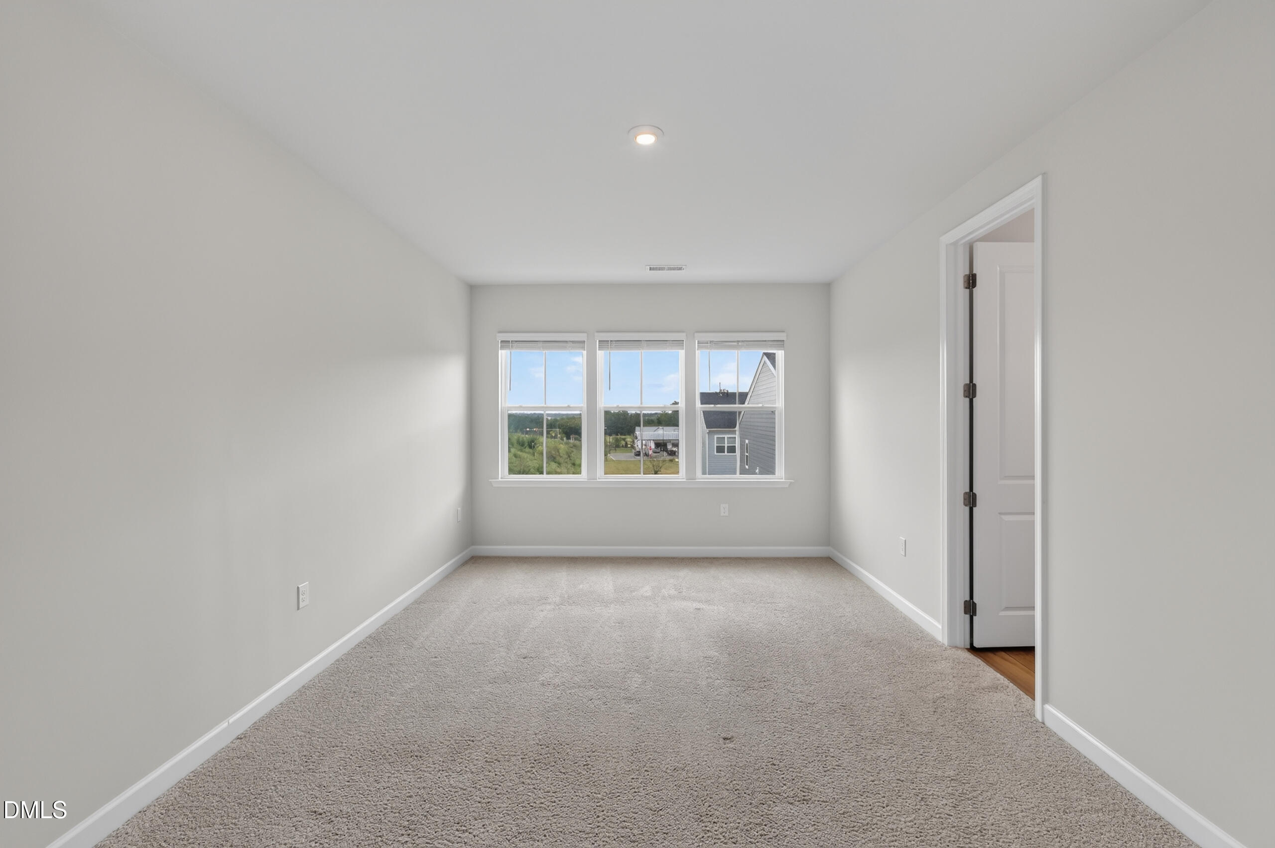 601 Hyperion Alley Property Photo 22