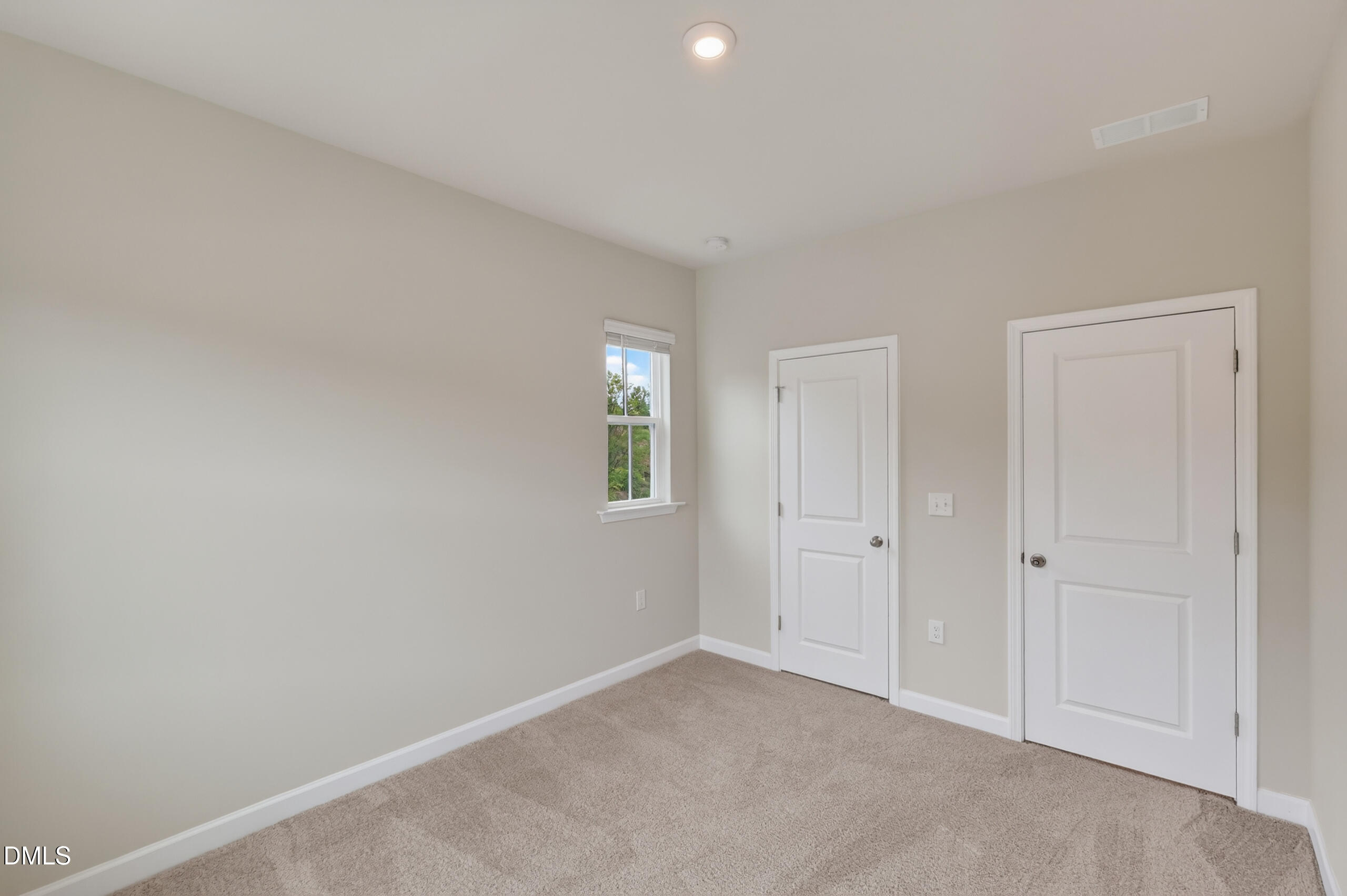 601 Hyperion Alley Property Photo 34