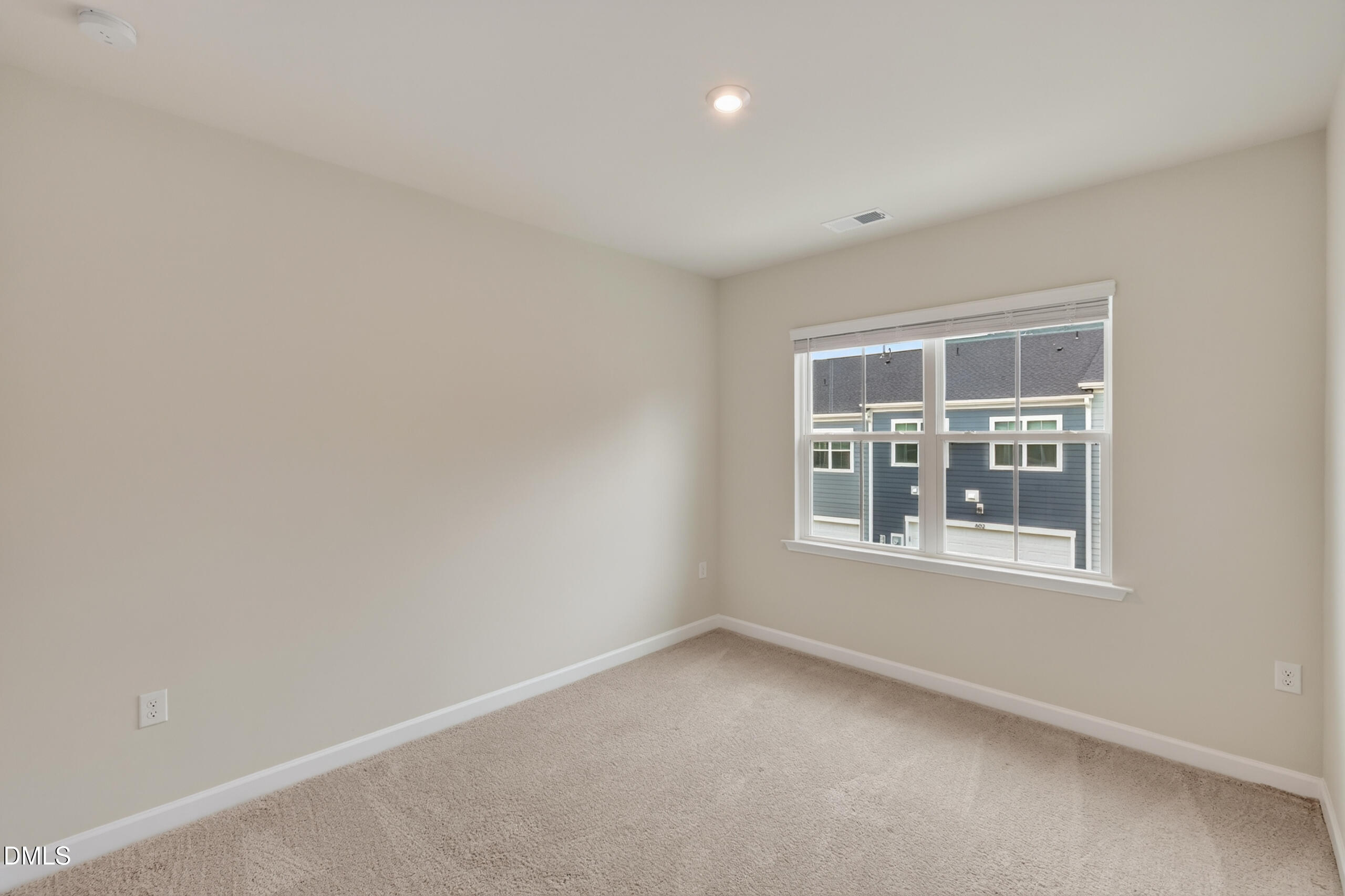 601 Hyperion Alley Property Photo 35