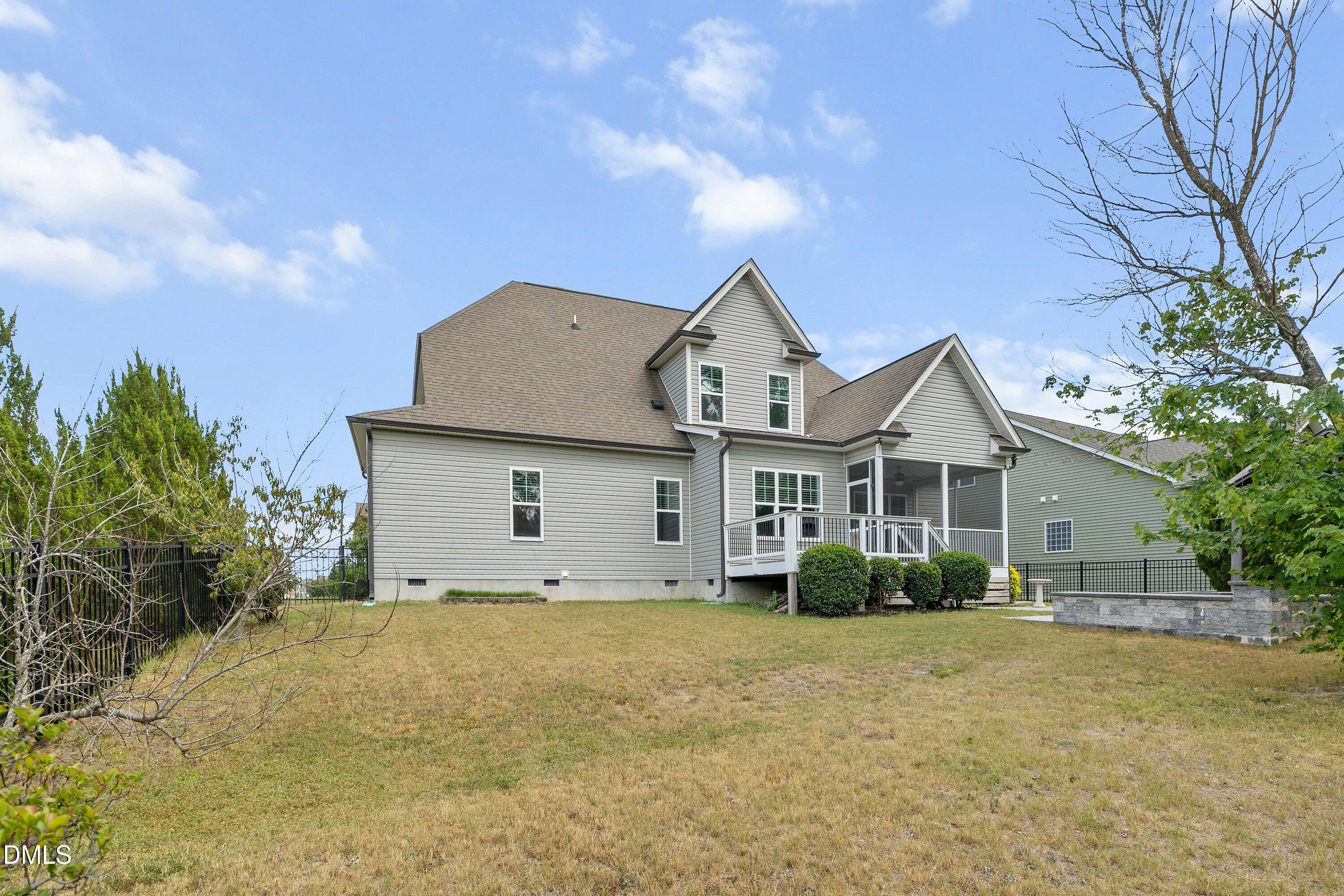 406 Bendemeer Lane Property Photo 28