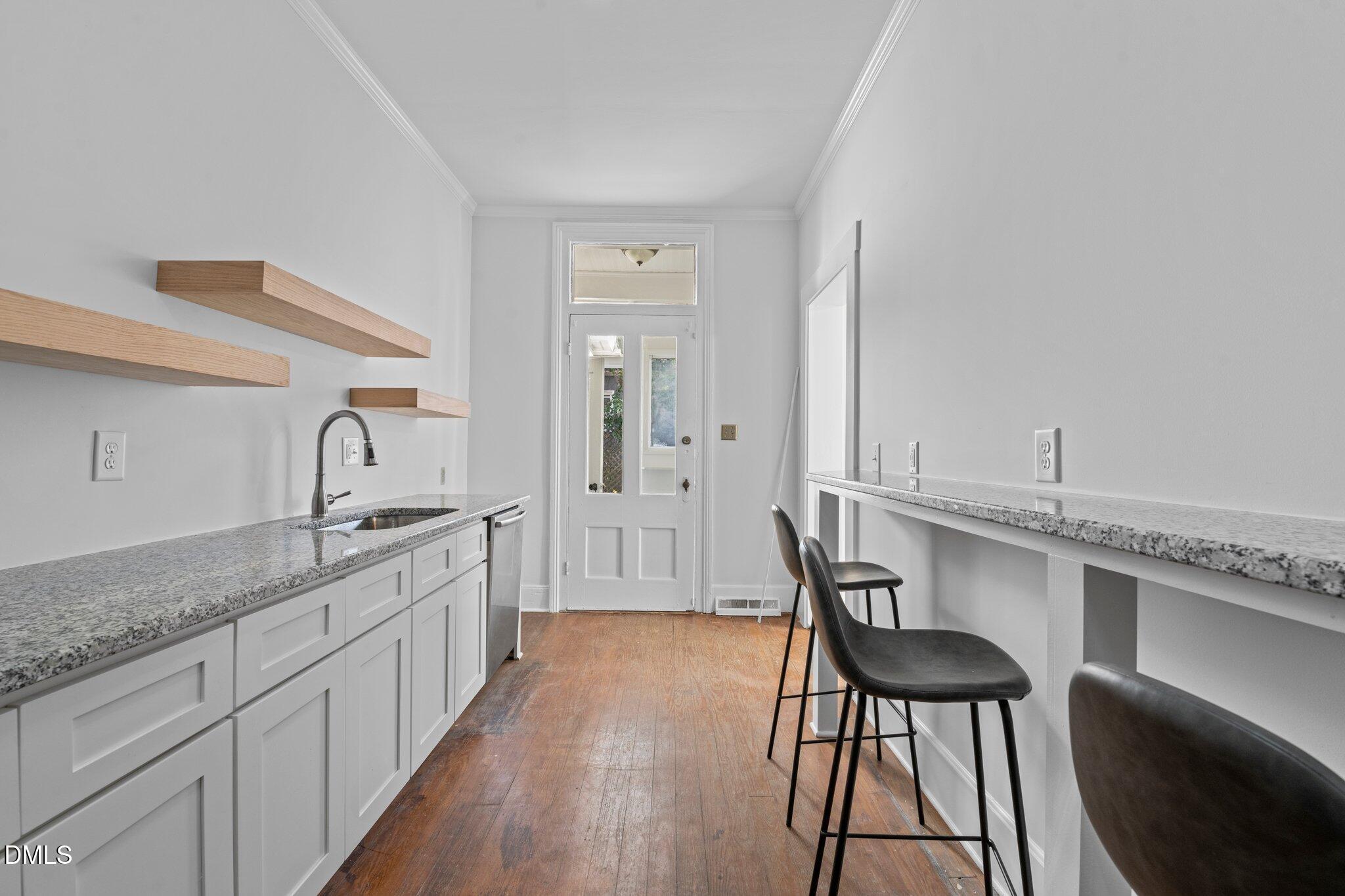 627 W Lane Street 105 And 106 Property Photo 7