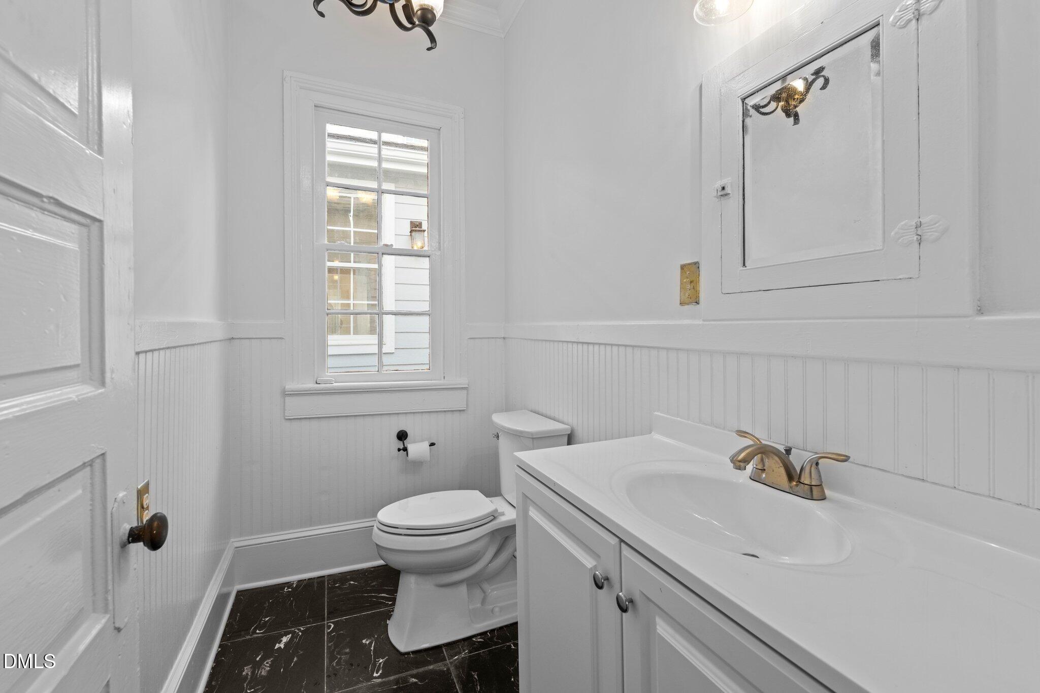 627 W Lane Street 105 And 106 Property Photo 11